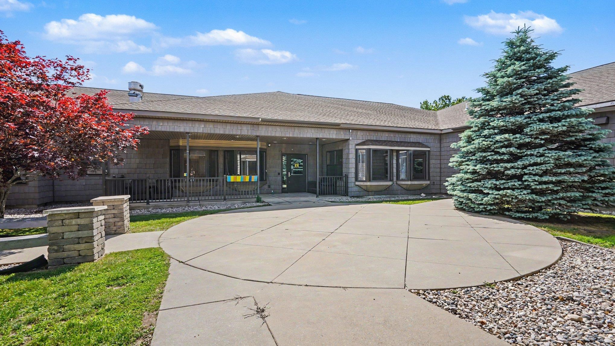 main property photo 45