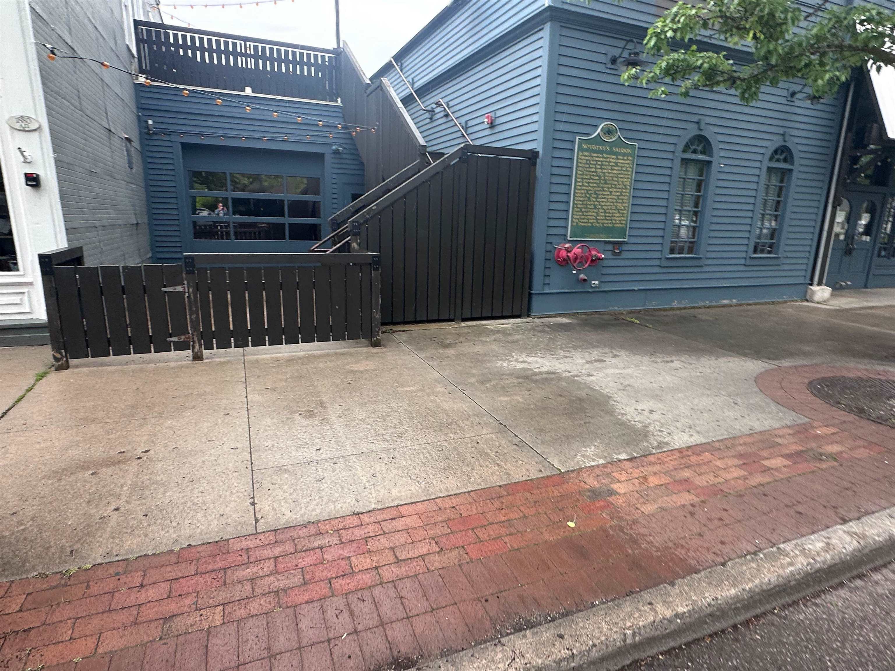 main property photo 19