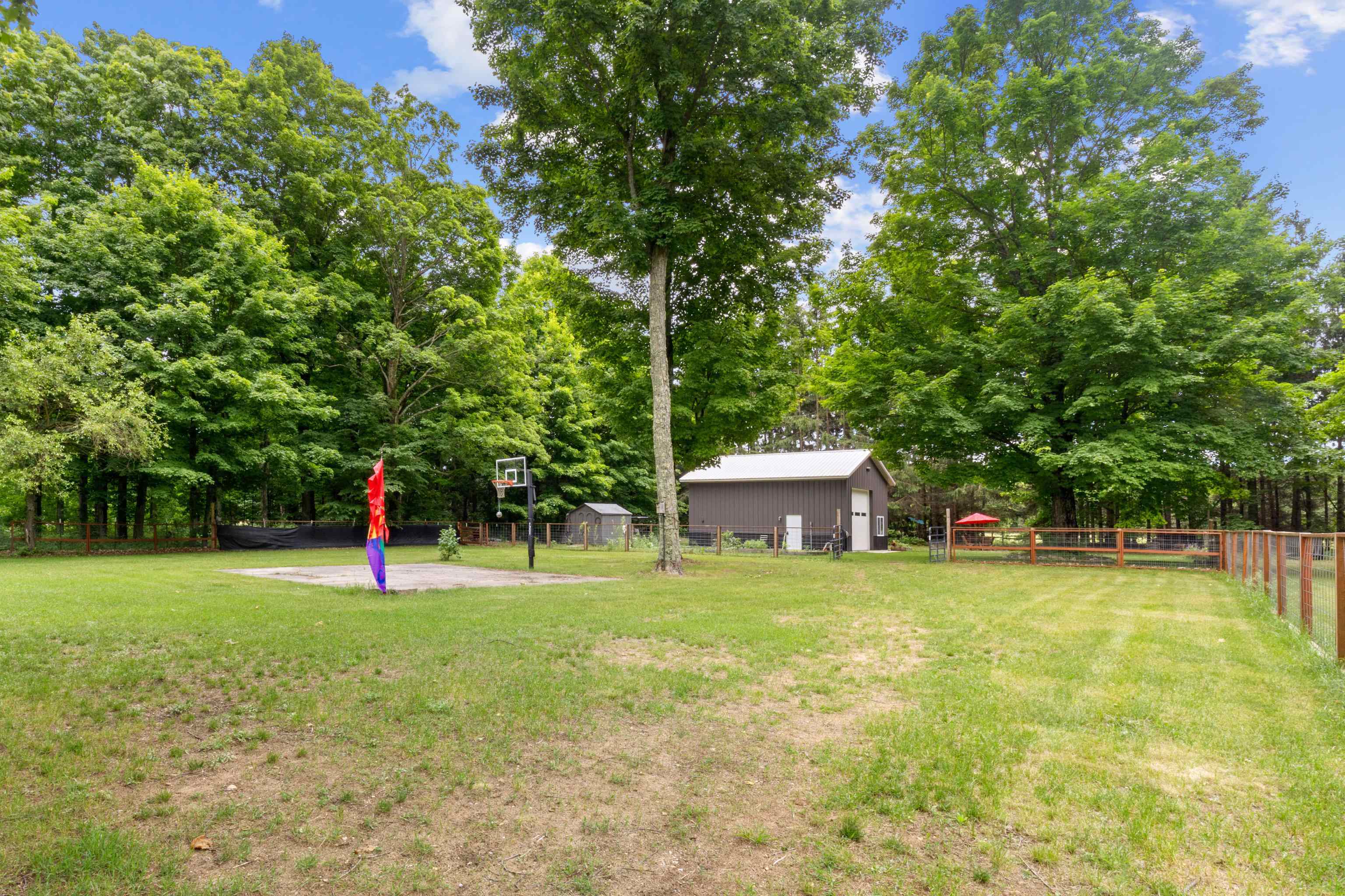 main property photo 54