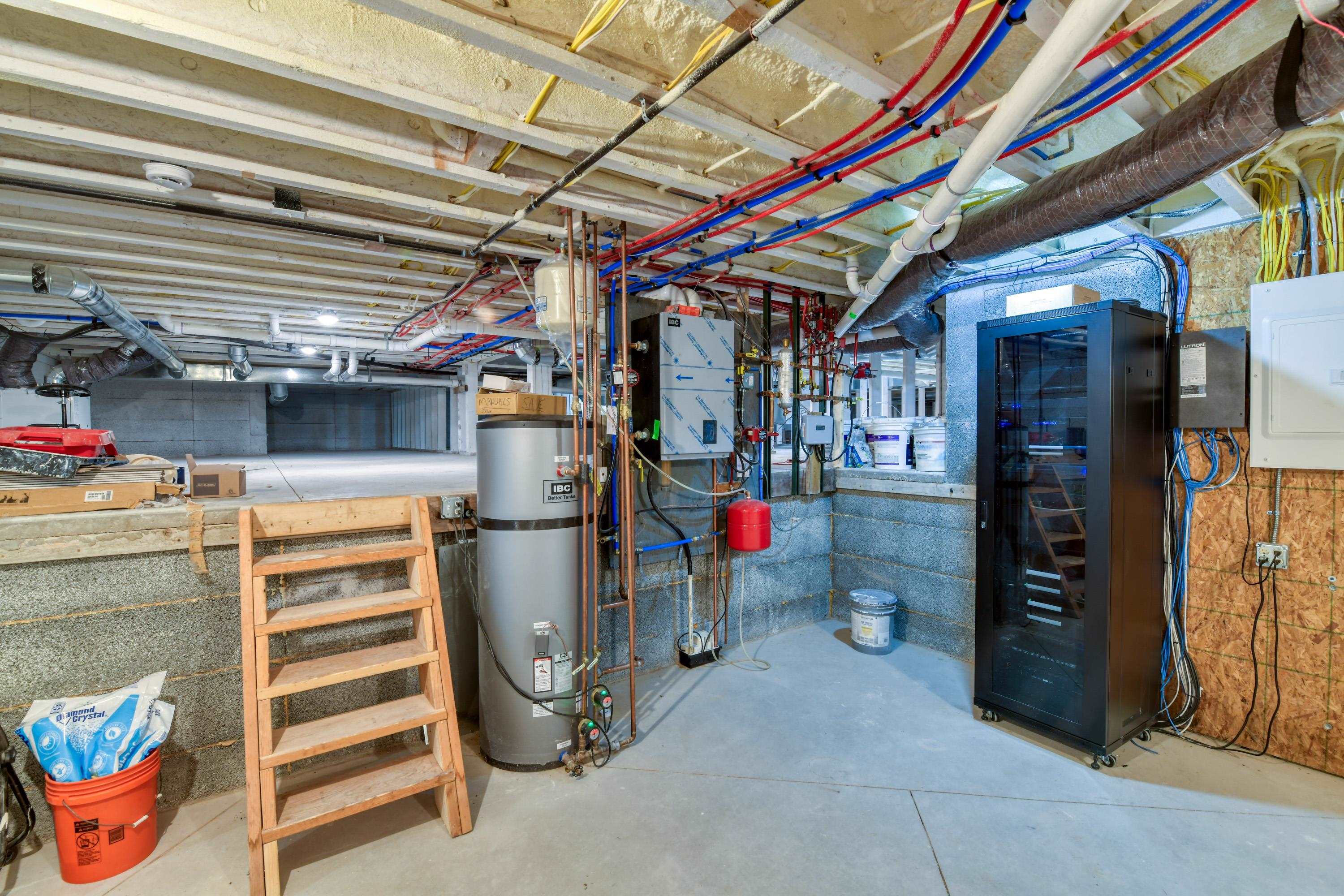 main property photo 58