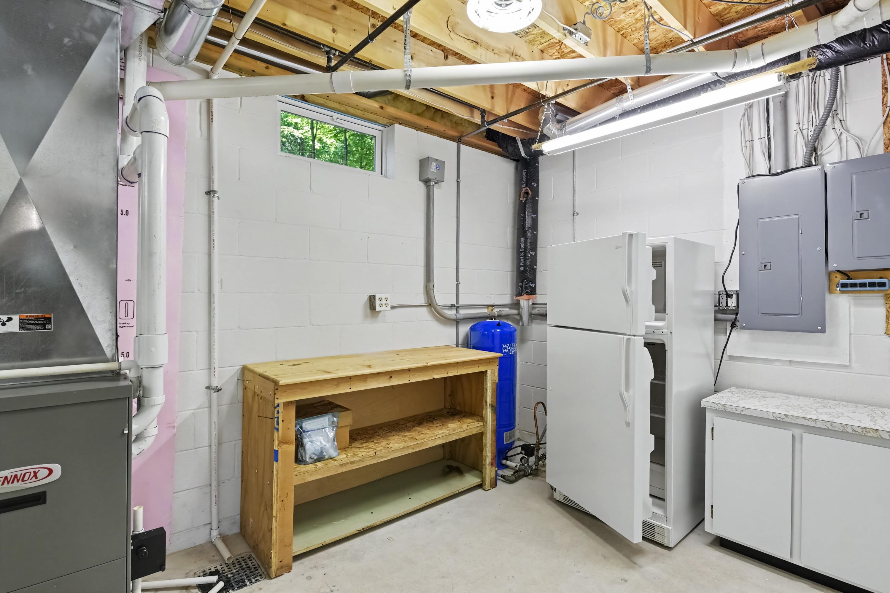 main property photo 86