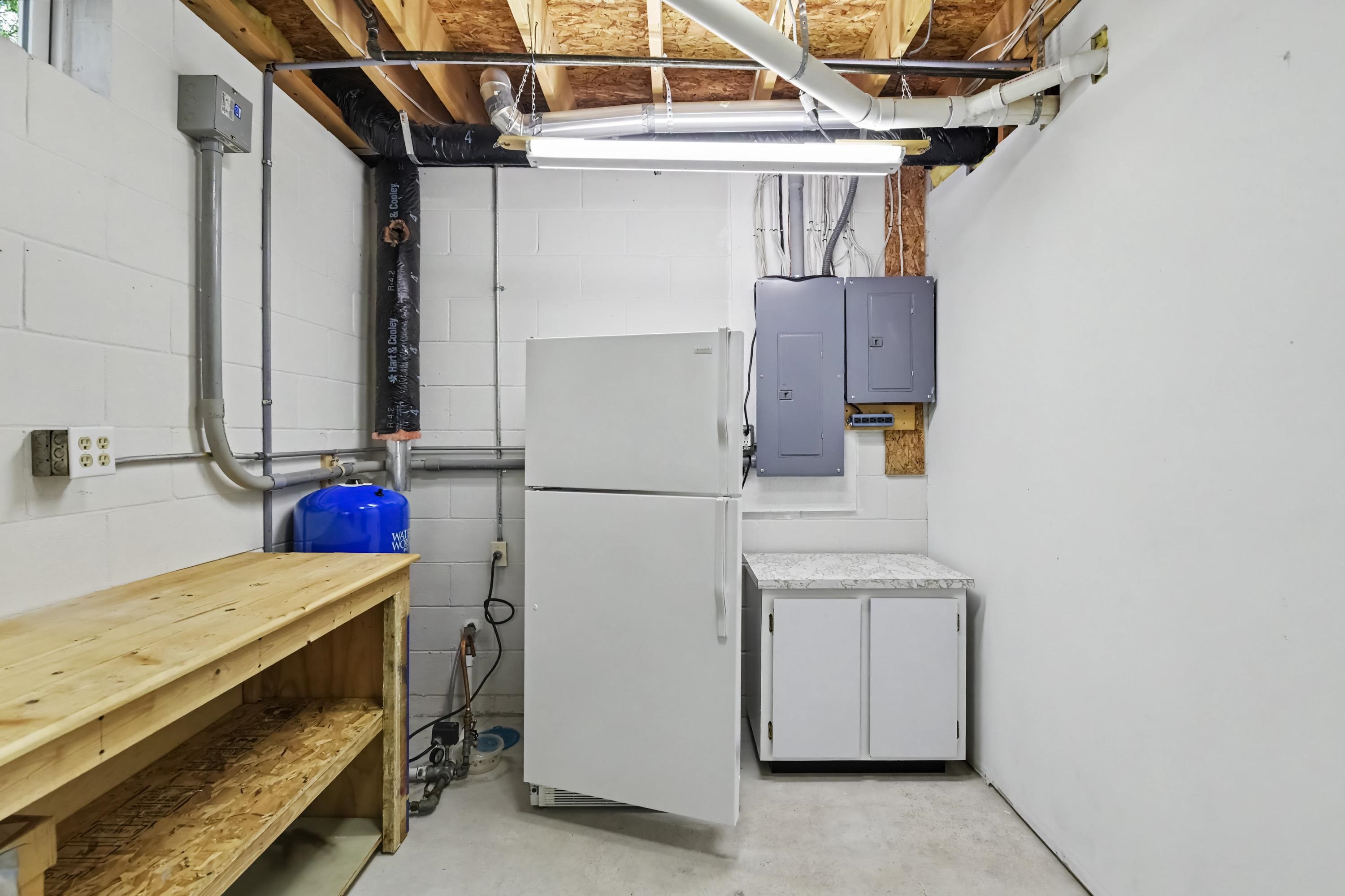 main property photo 87