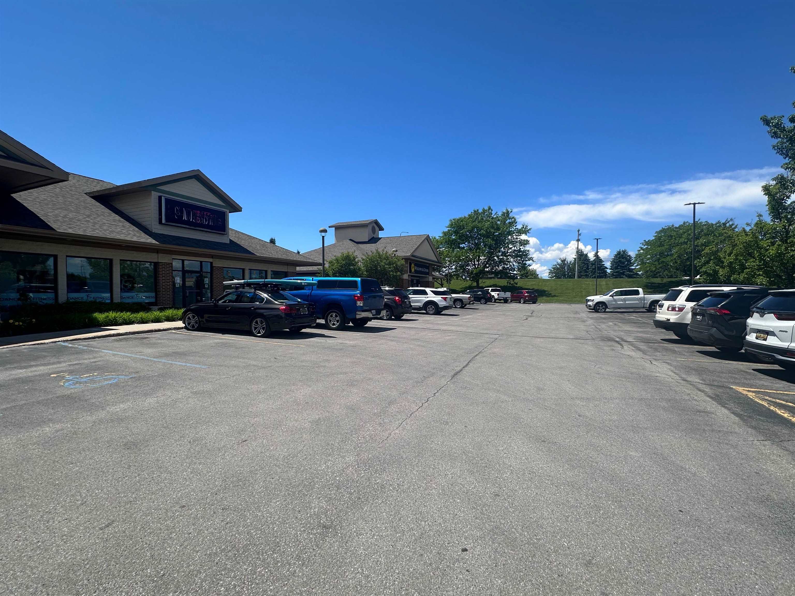 main property photo 16
