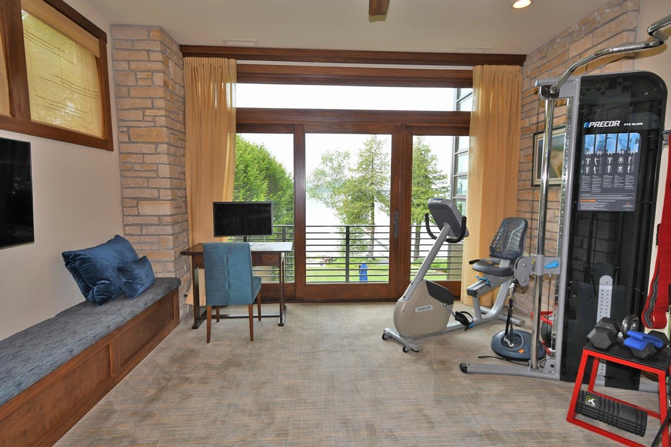 main property photo 74