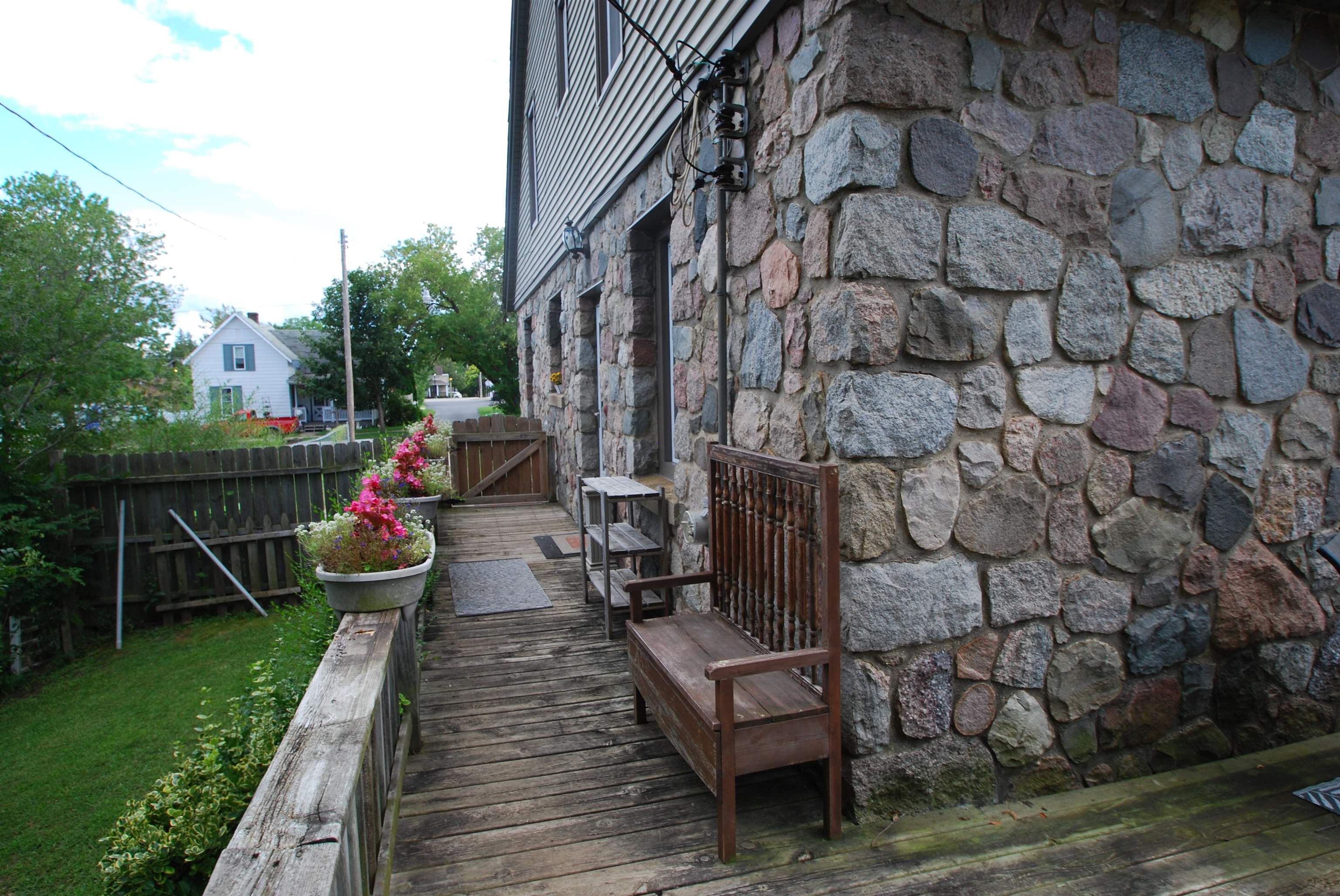 main property photo 45
