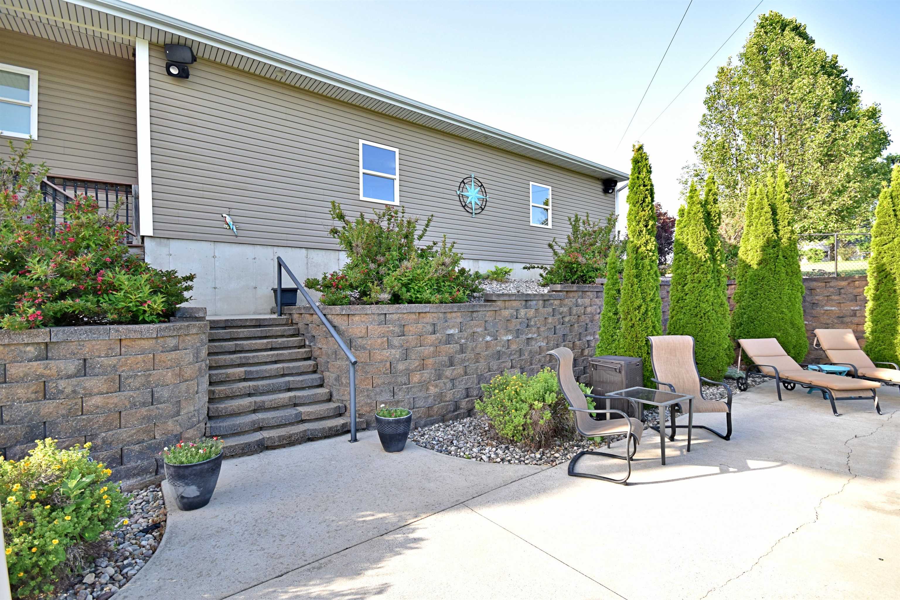 main property photo 68