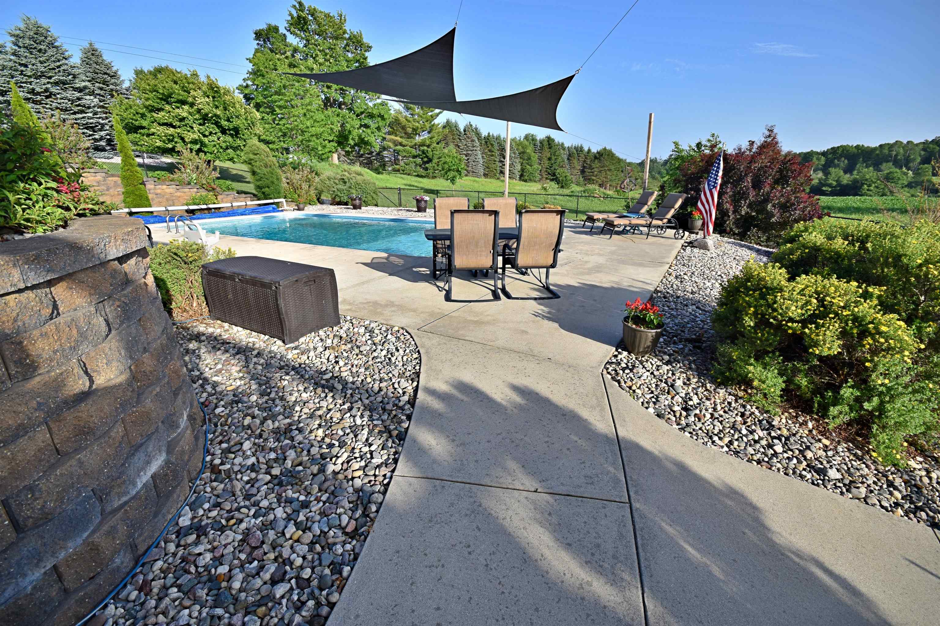 main property photo 69