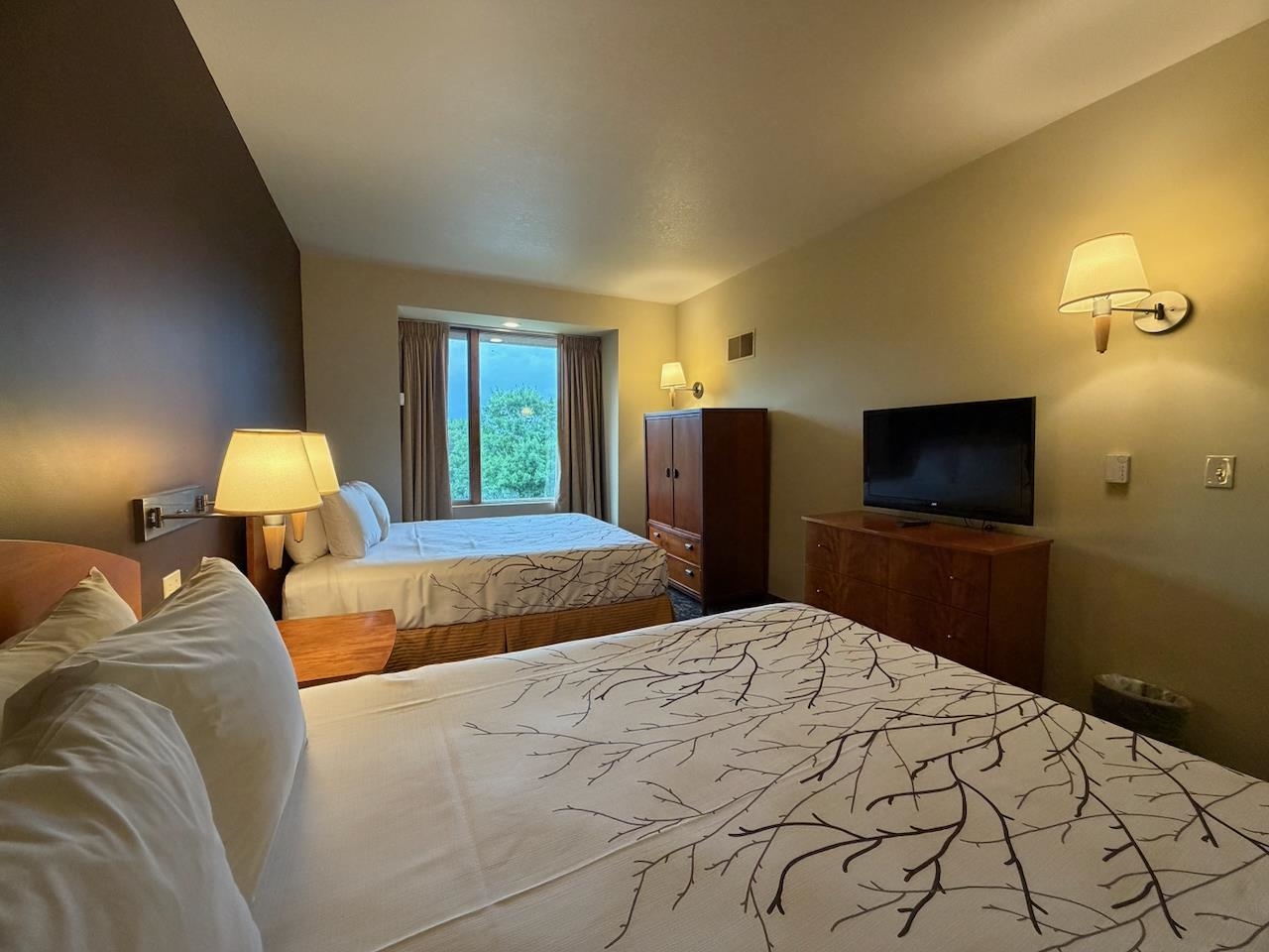 main property photo 16