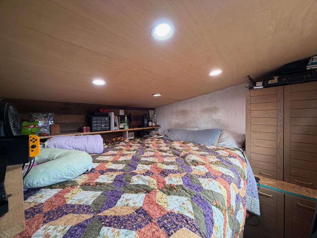 main property photo 25