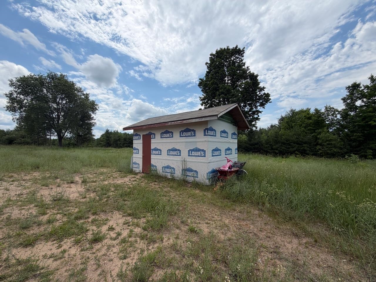 main property photo 31