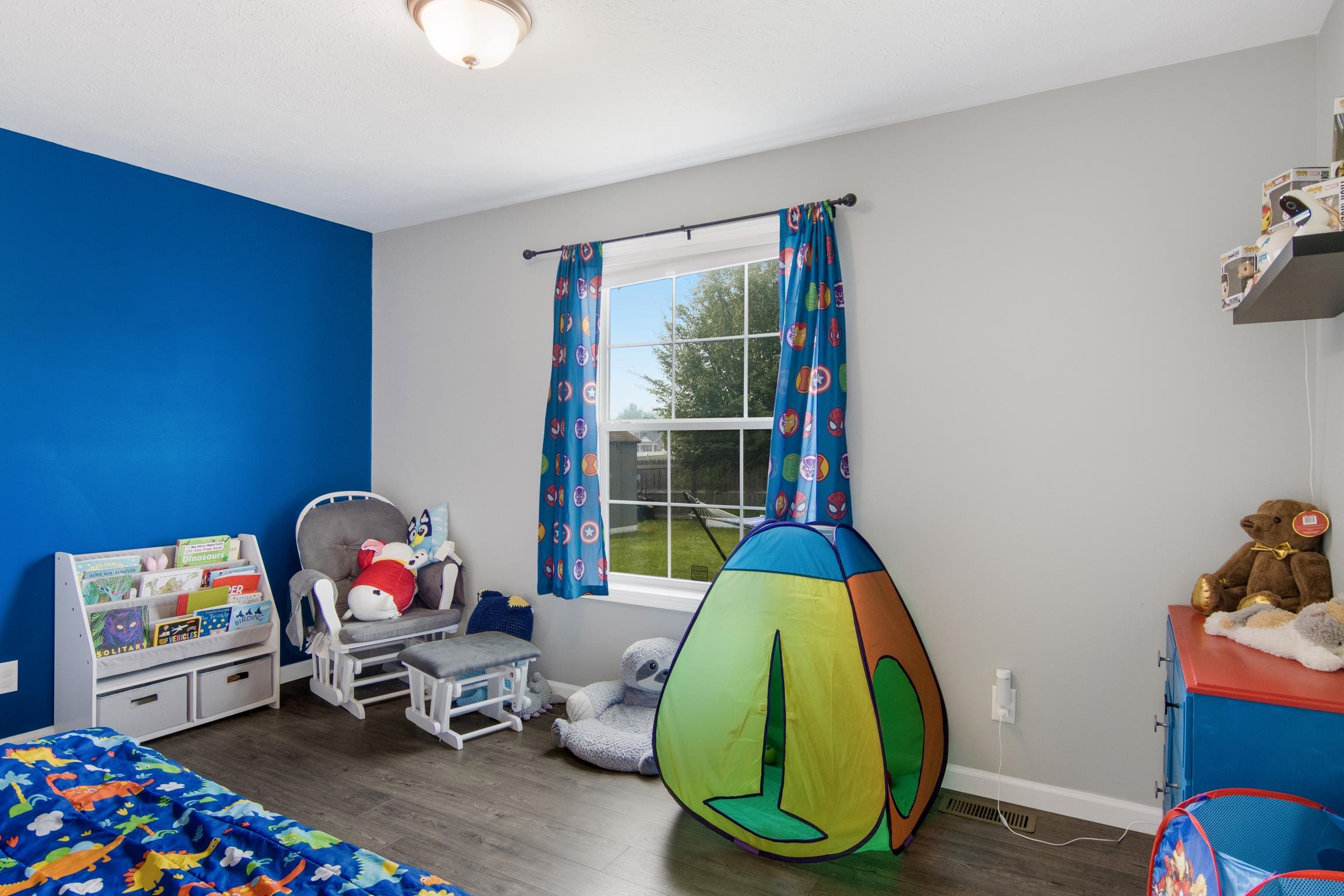 main property photo 40