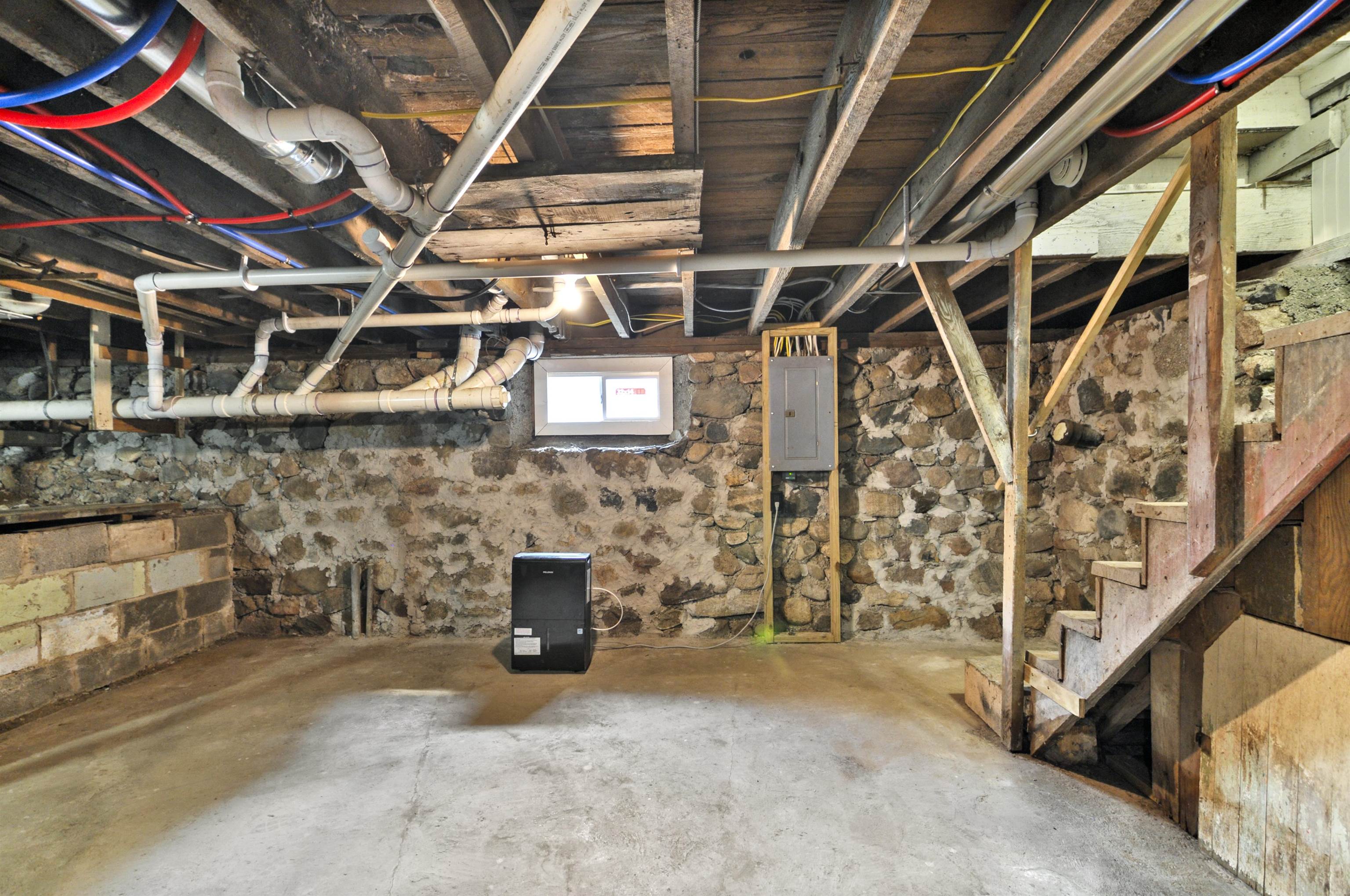 main property photo 34