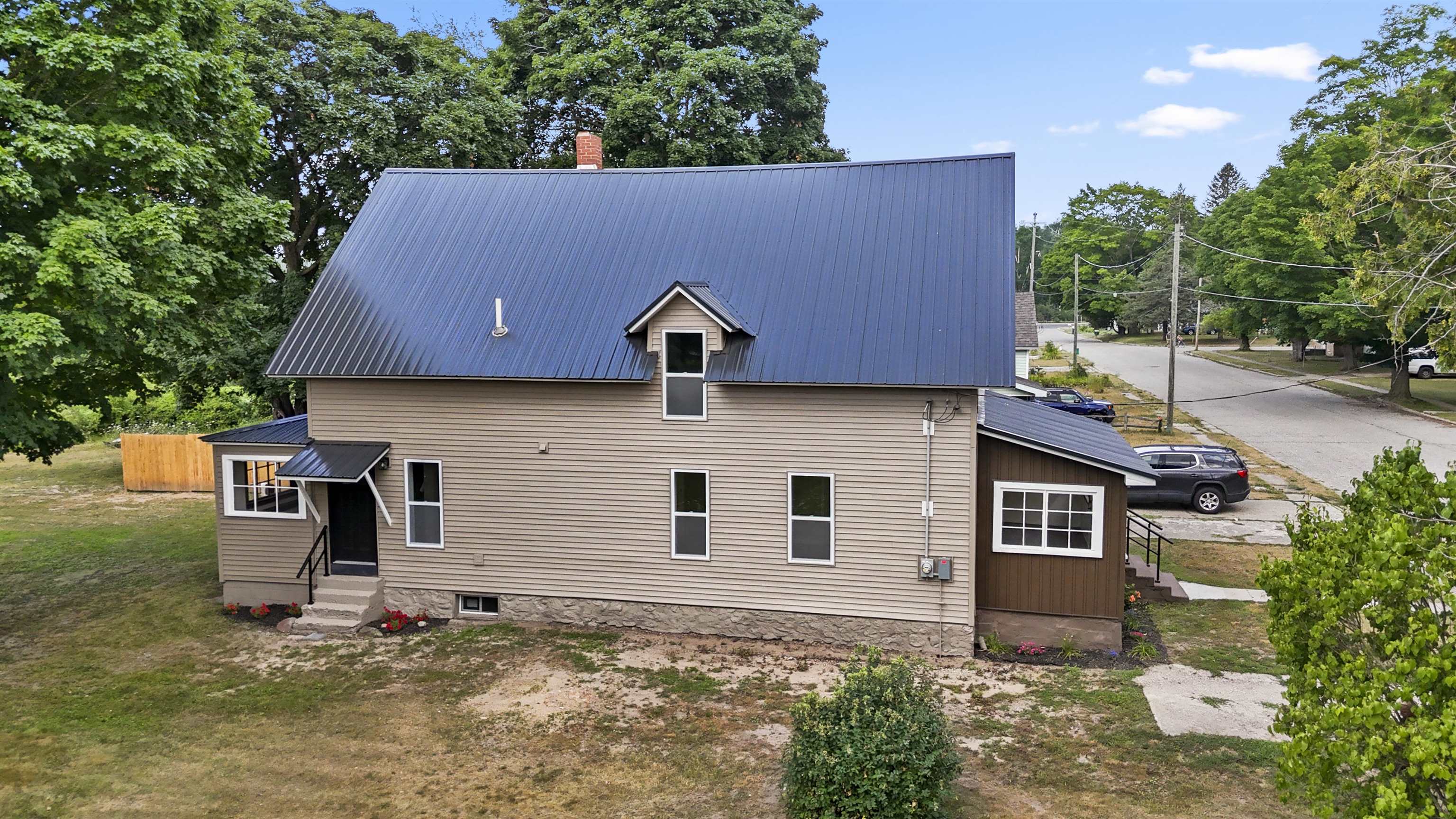 main property photo 58