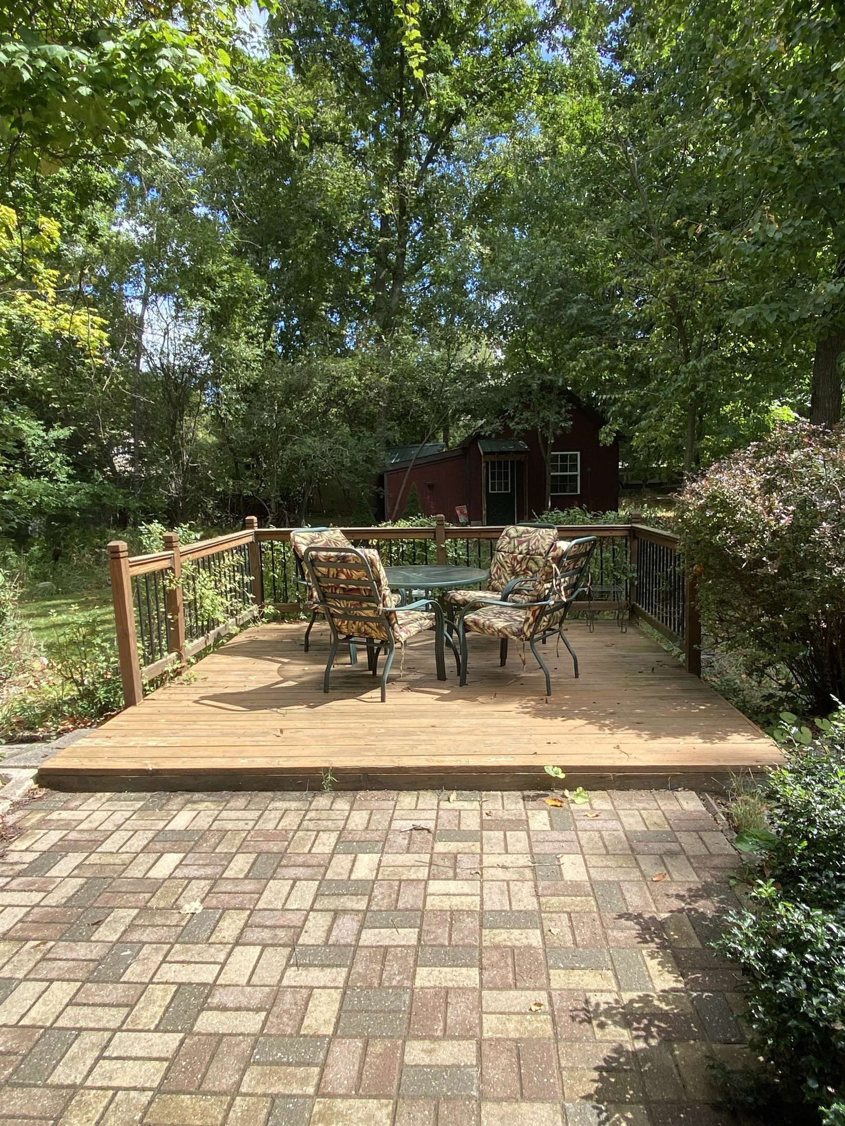 main property photo 31