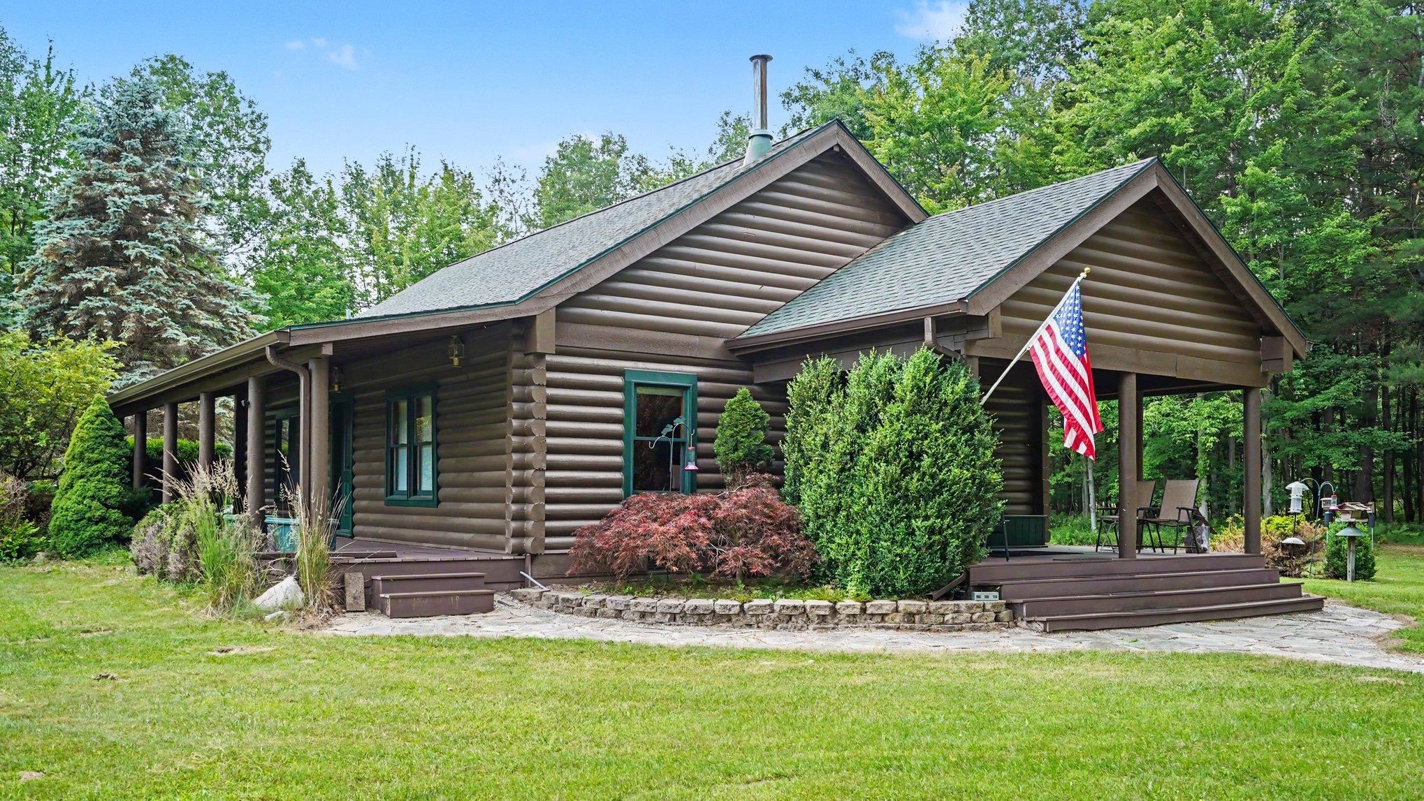 main property photo 20
