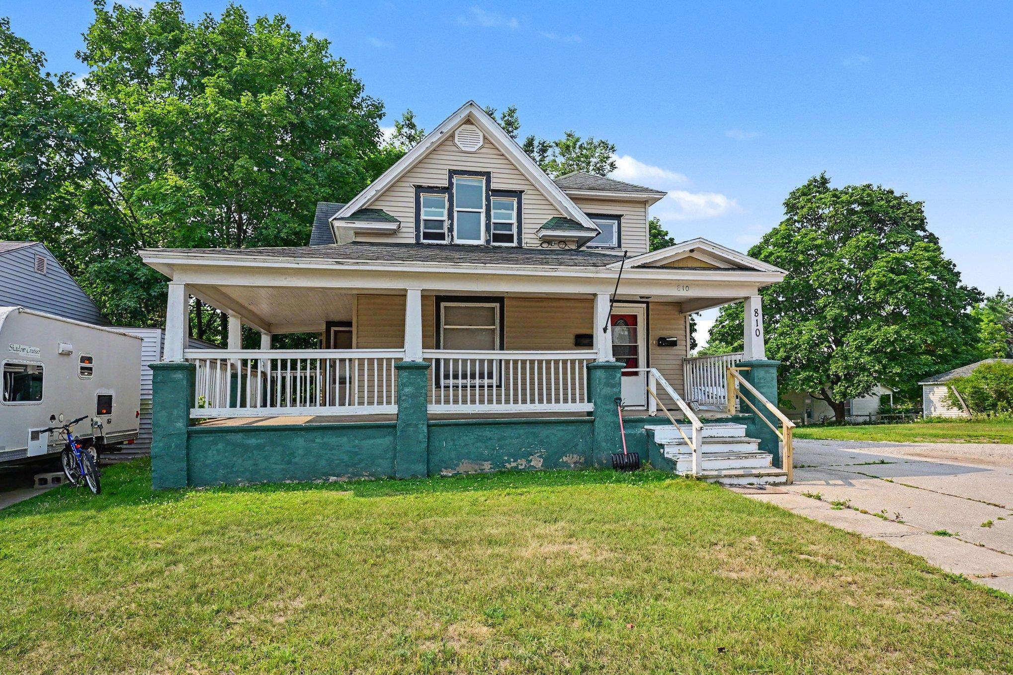main property photo 4