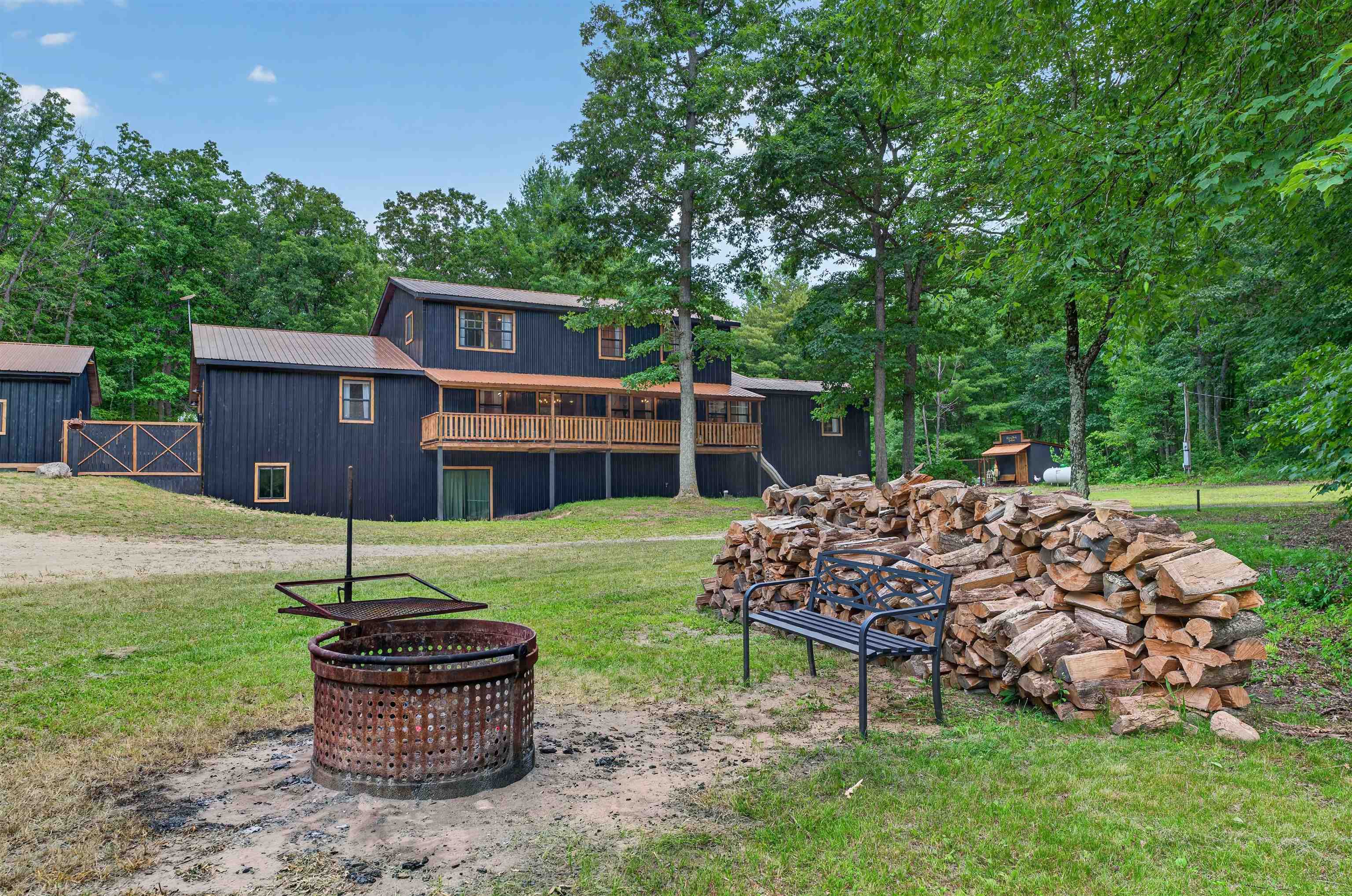 main property photo 50