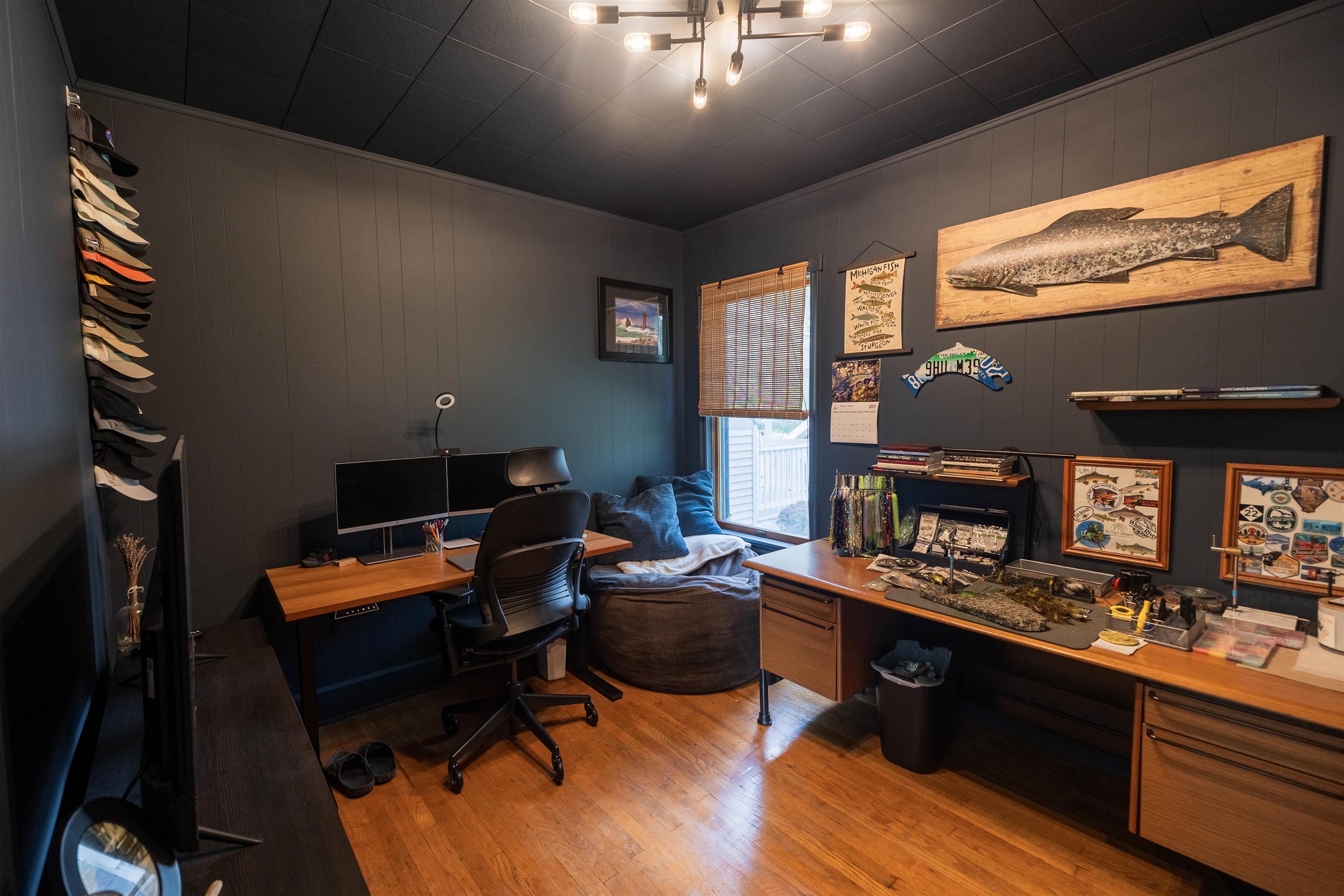 main property photo 28
