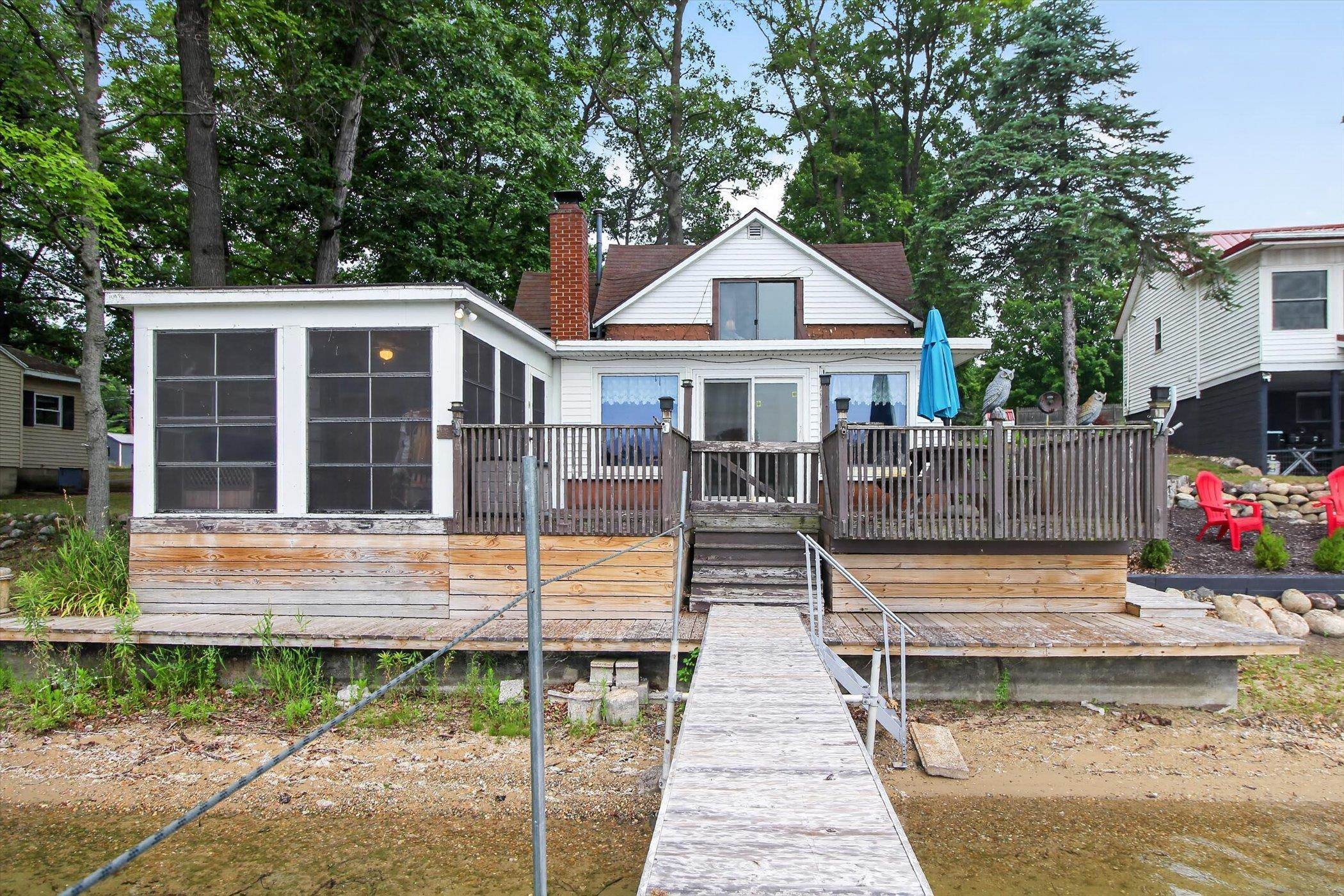 main property photo 41