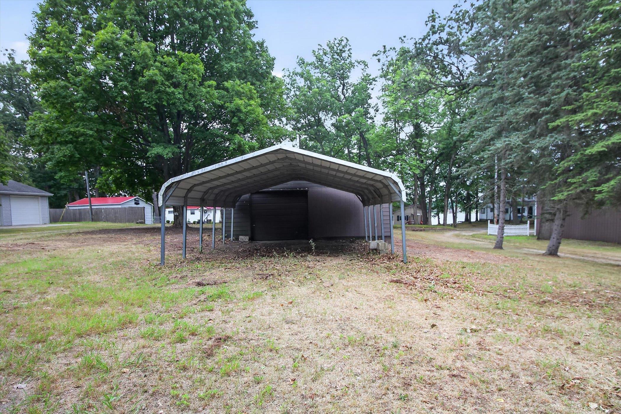 main property photo 48