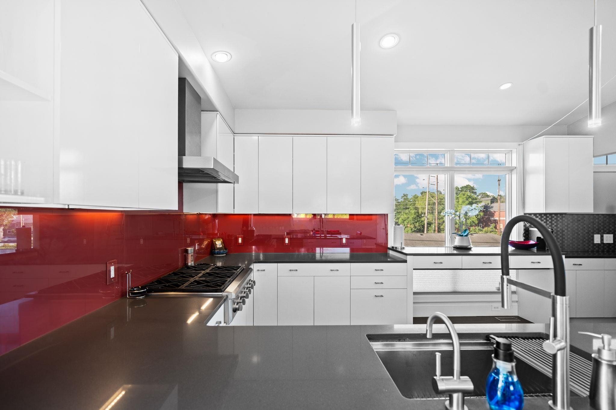 main property photo 70