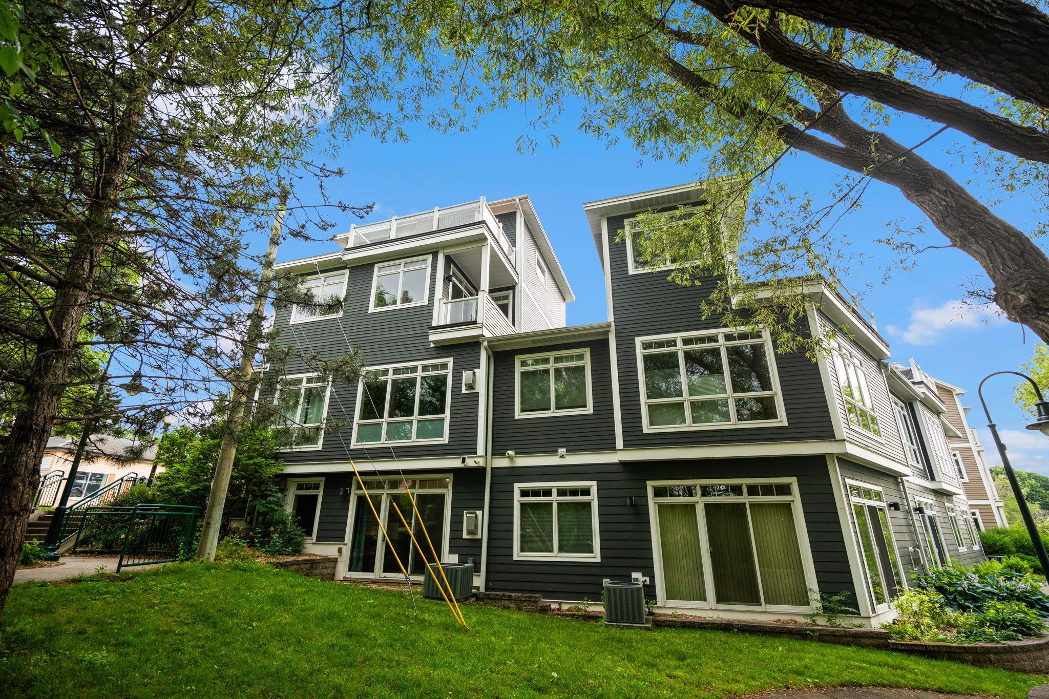 main property photo 90