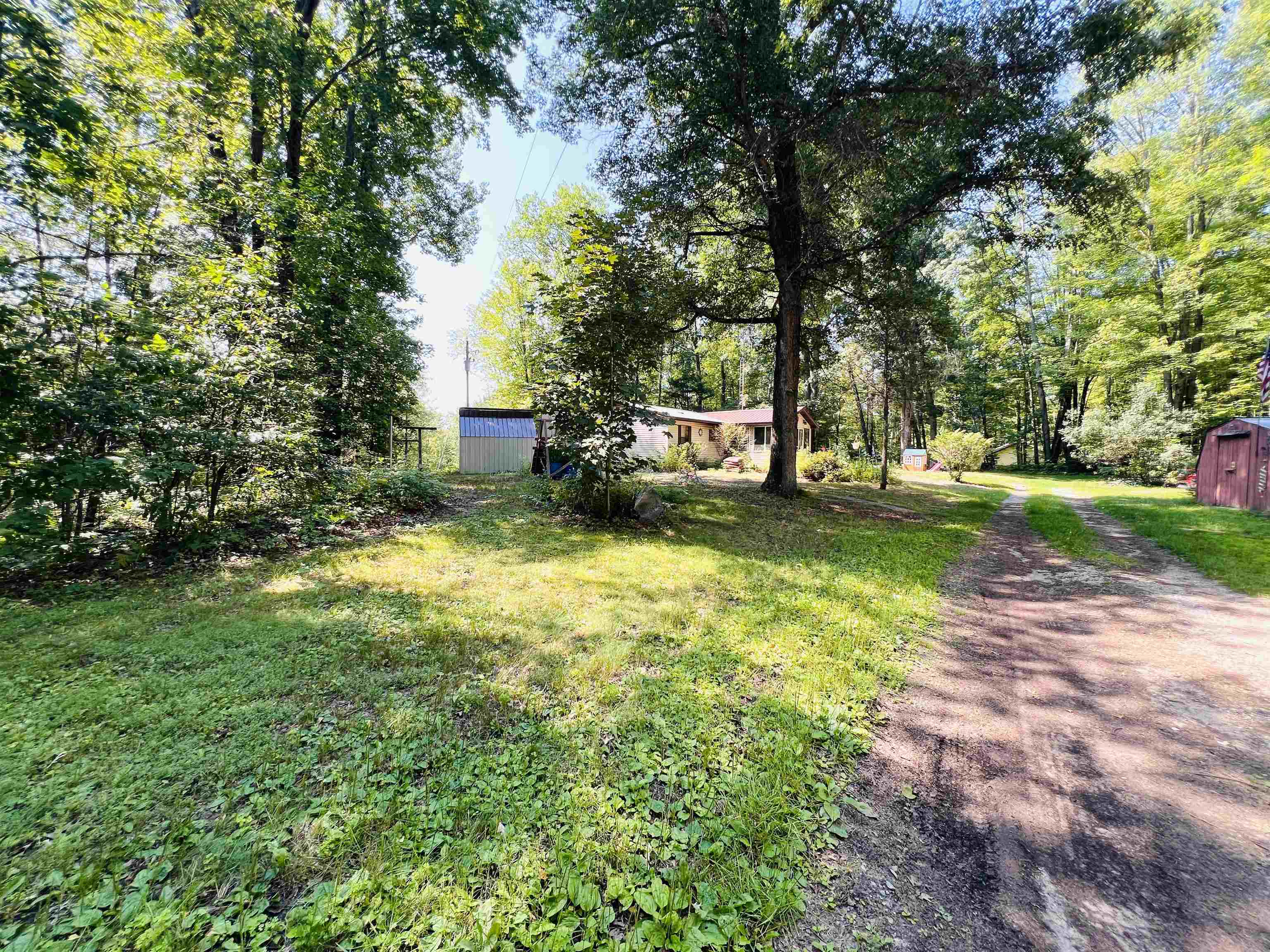 main property photo 10