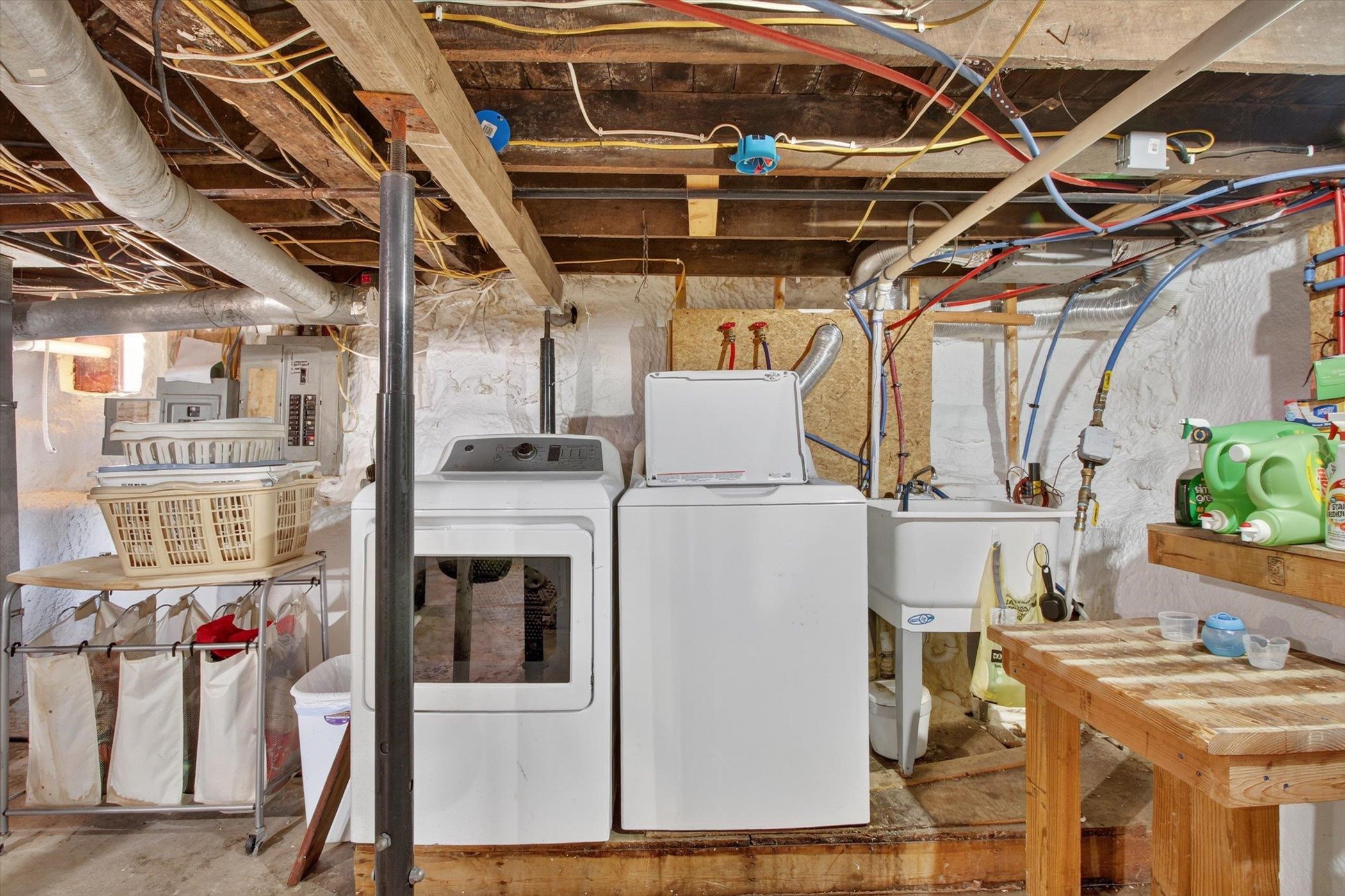 main property photo 36