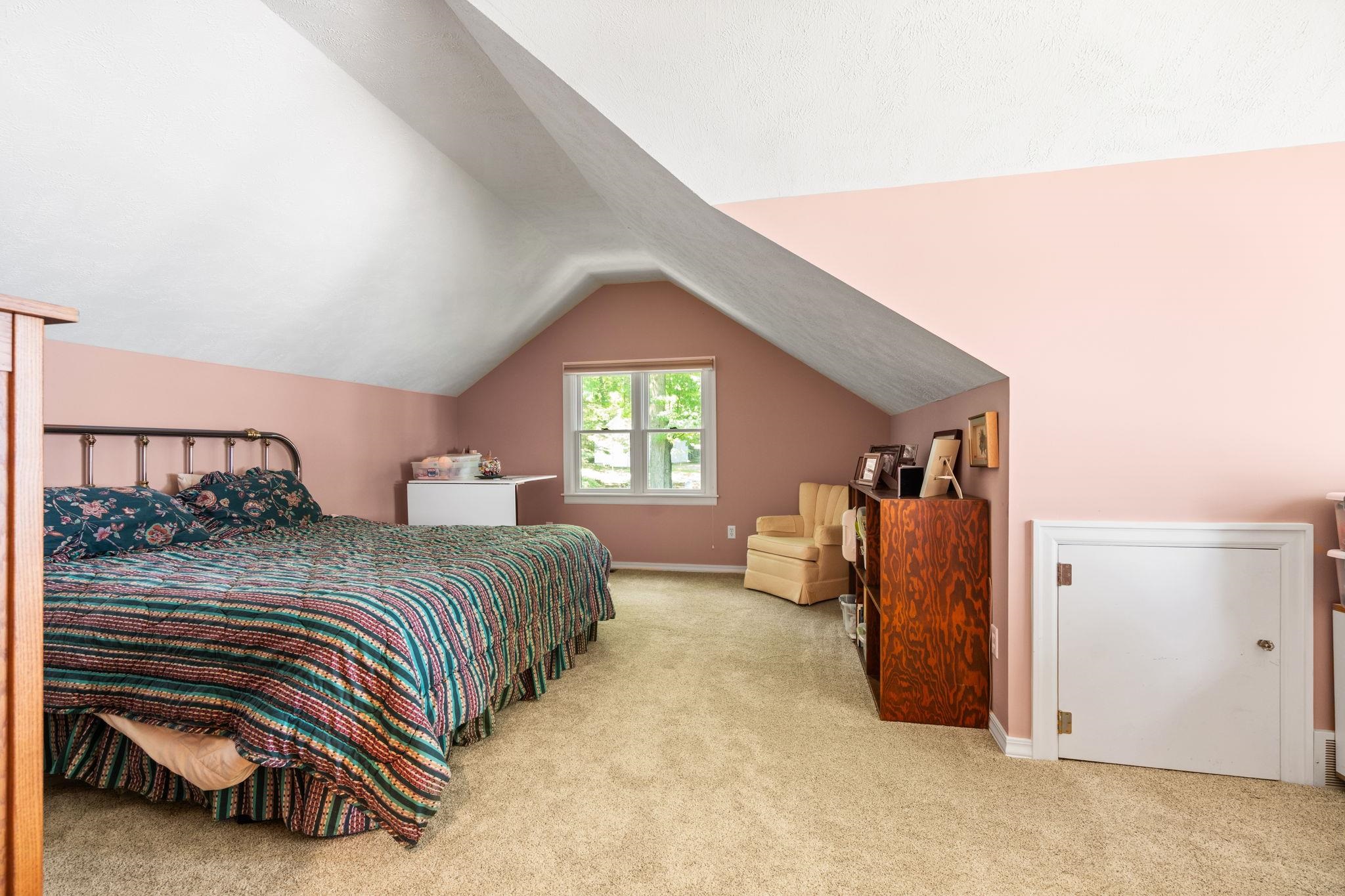 main property photo 67