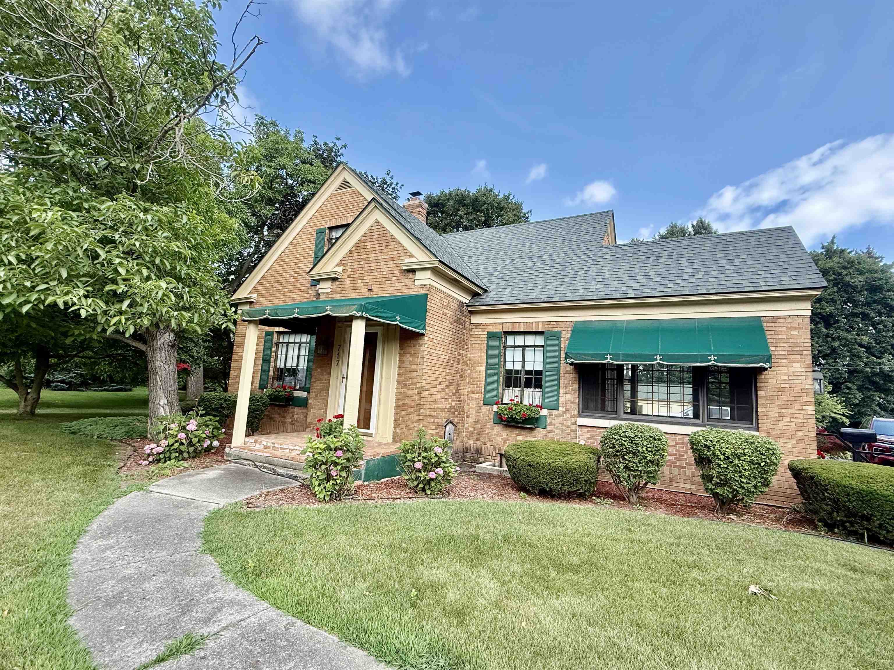 main property photo 63