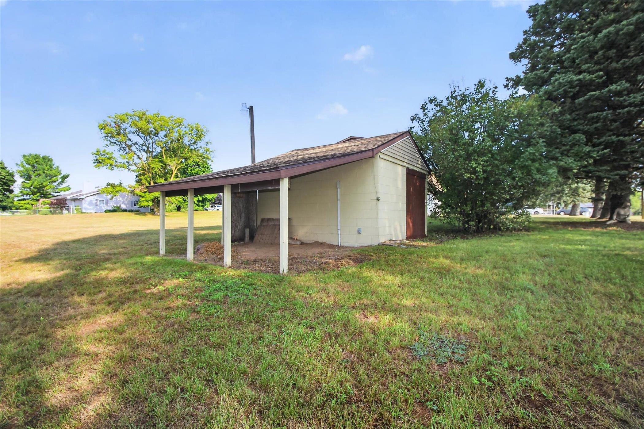 main property photo 52