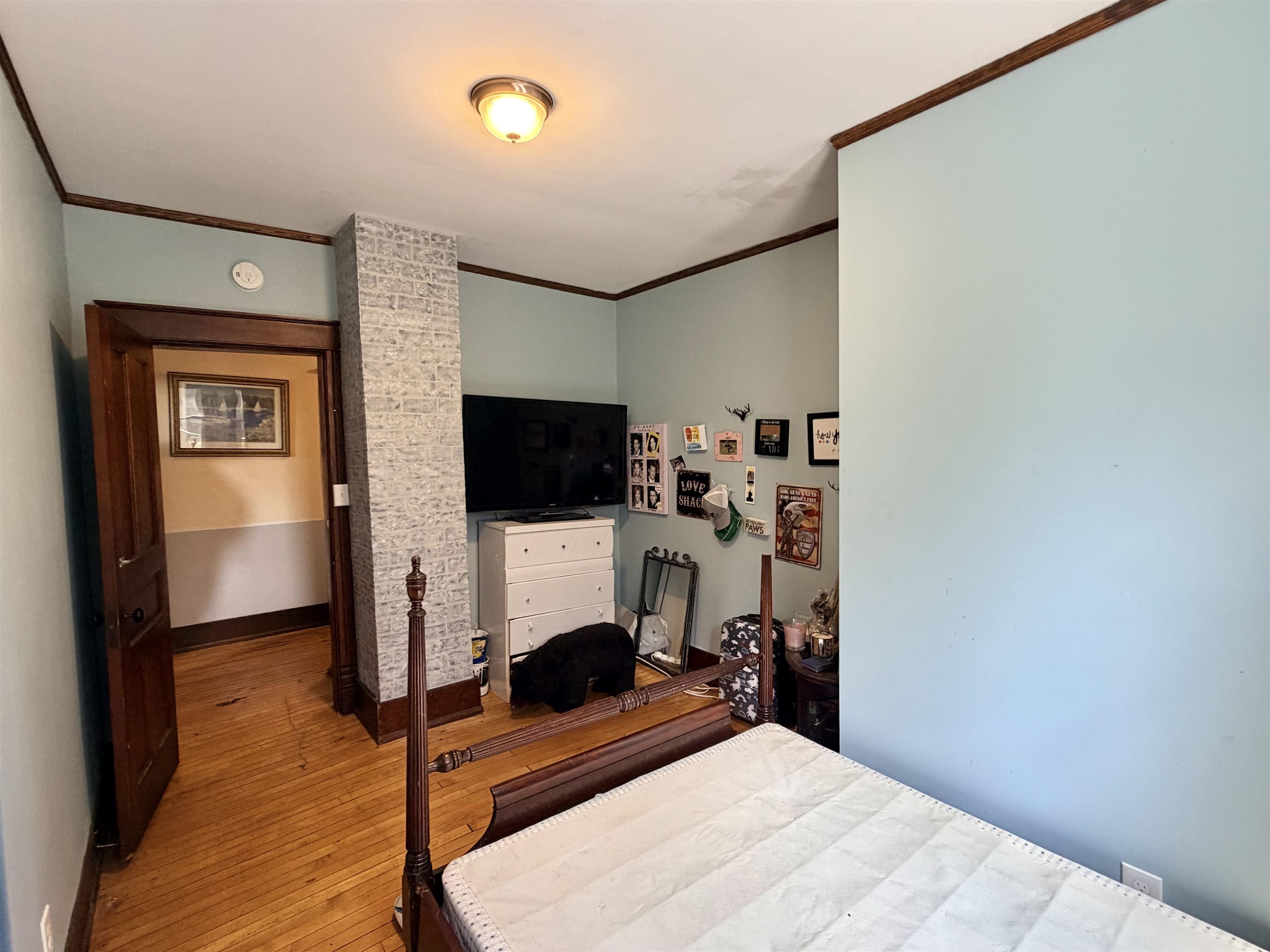 main property photo 20