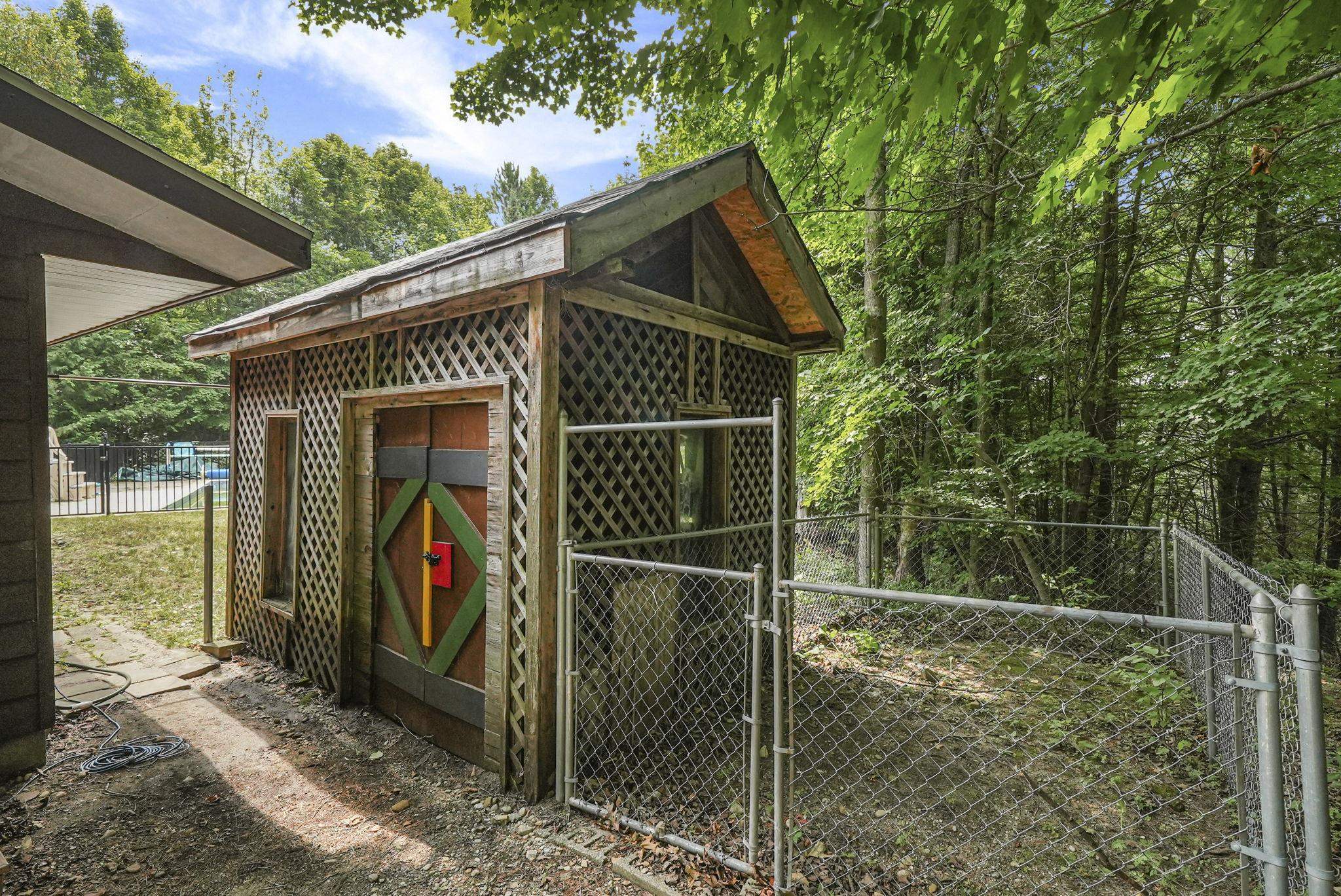 main property photo 49