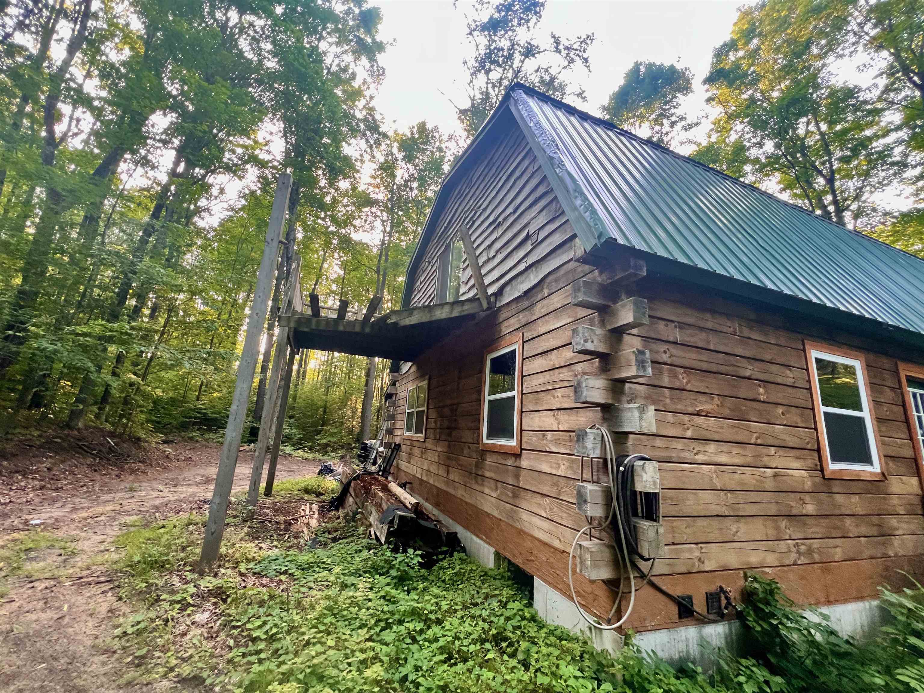 main property photo 20