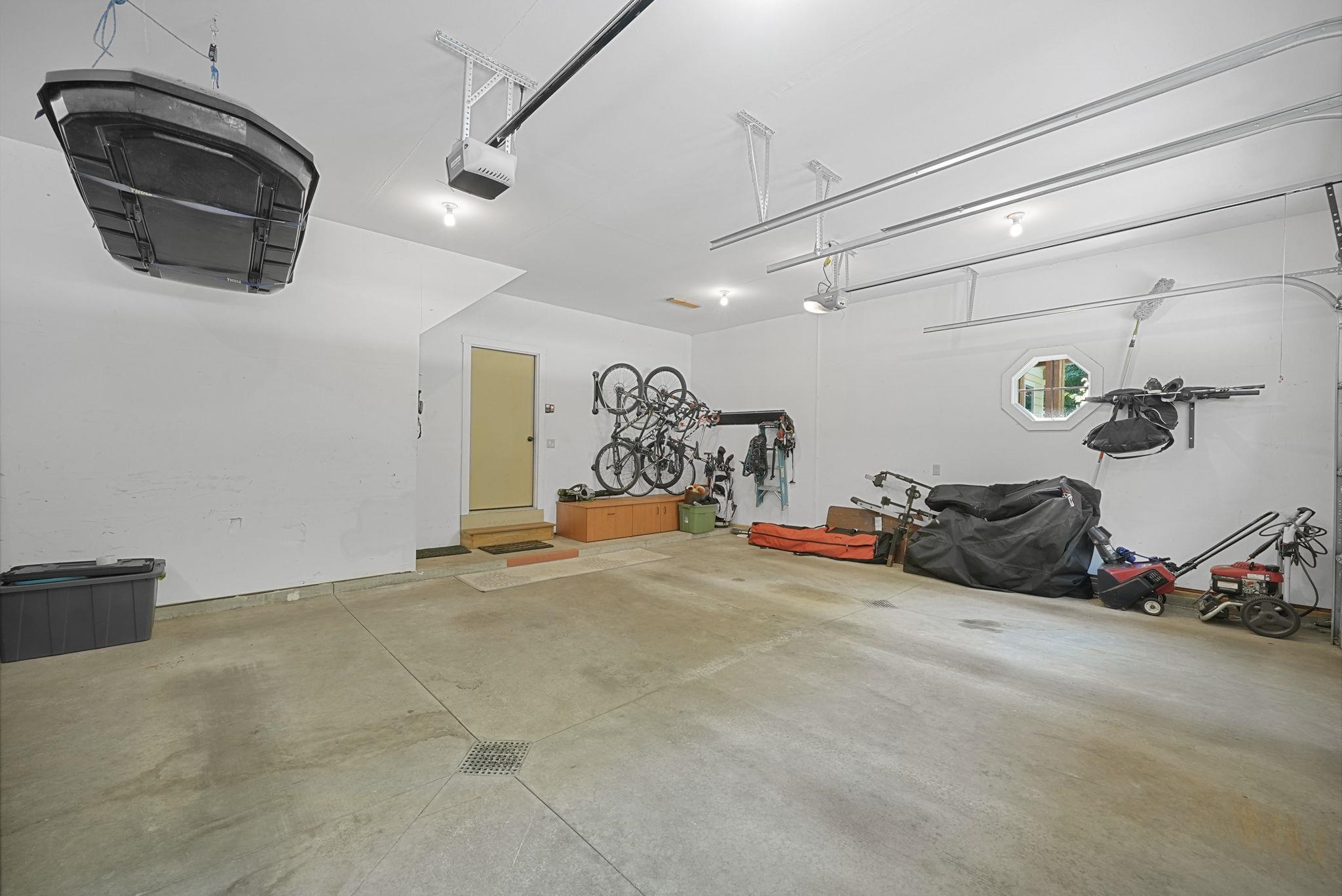 main property photo 79