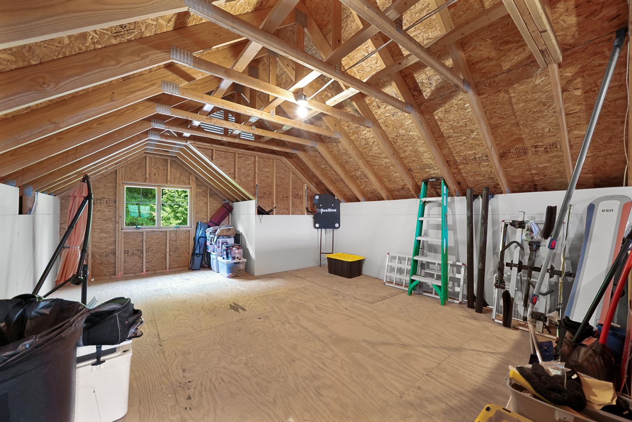 main property photo 83