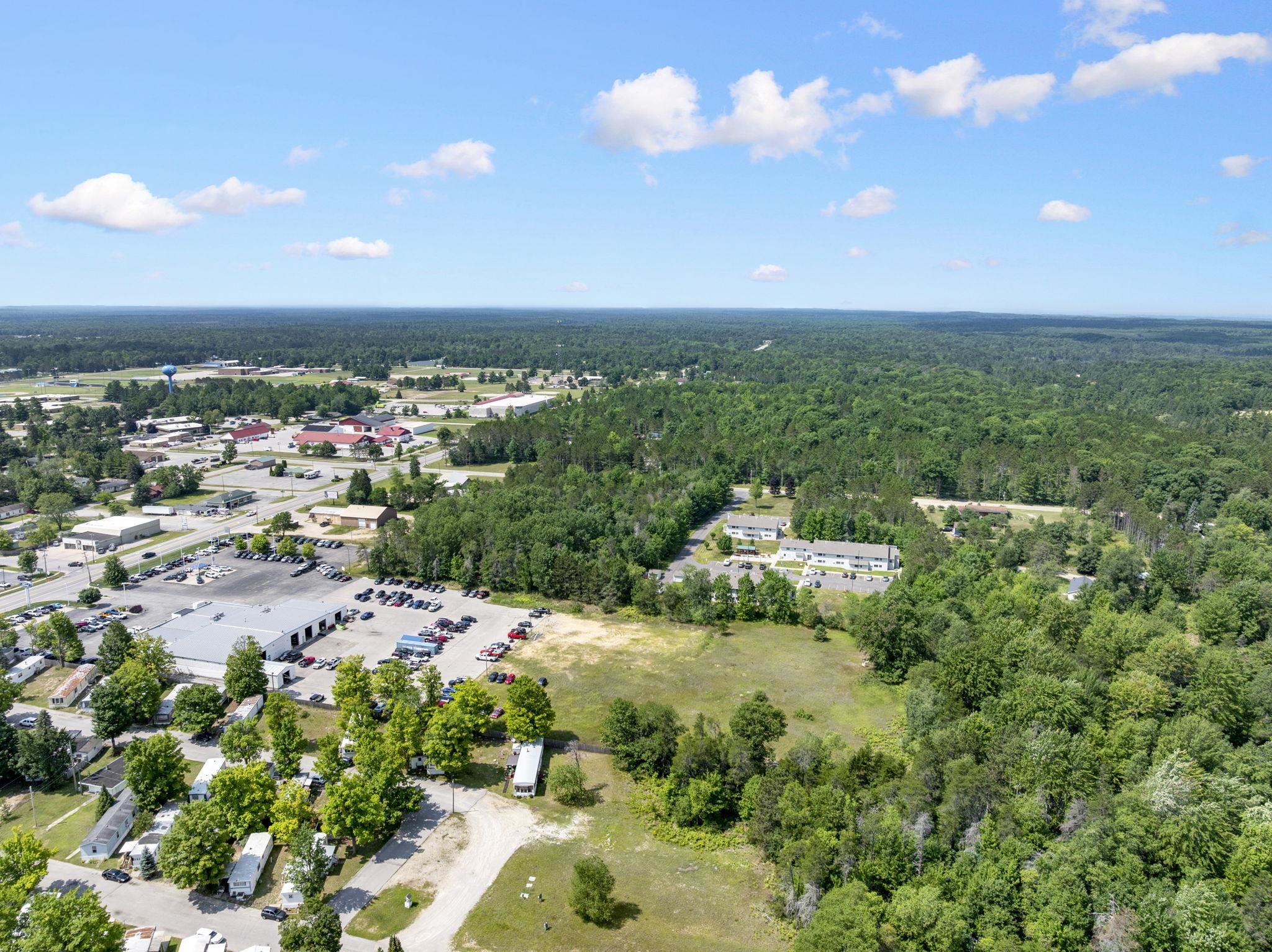 main property photo 40