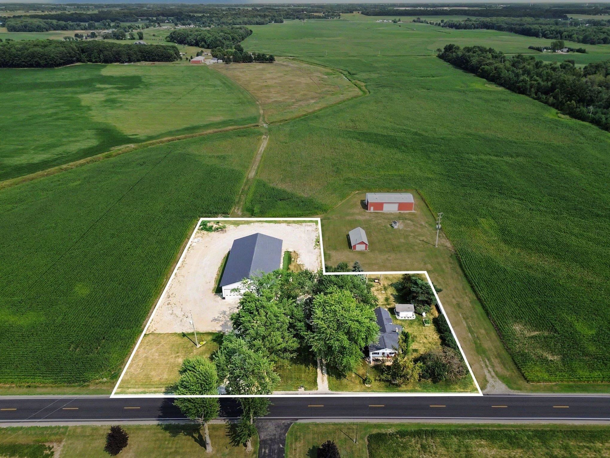 main property photo 45
