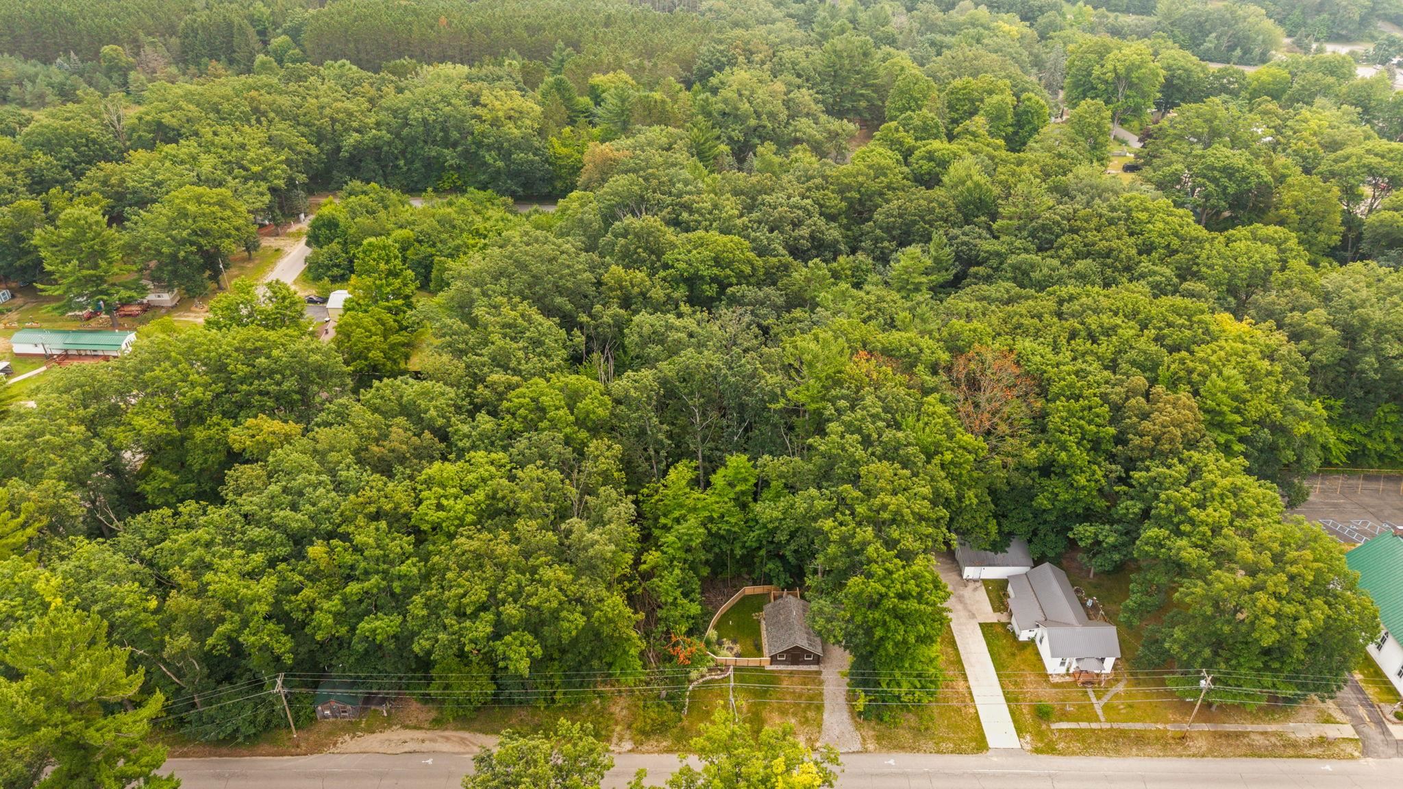 main property photo 41