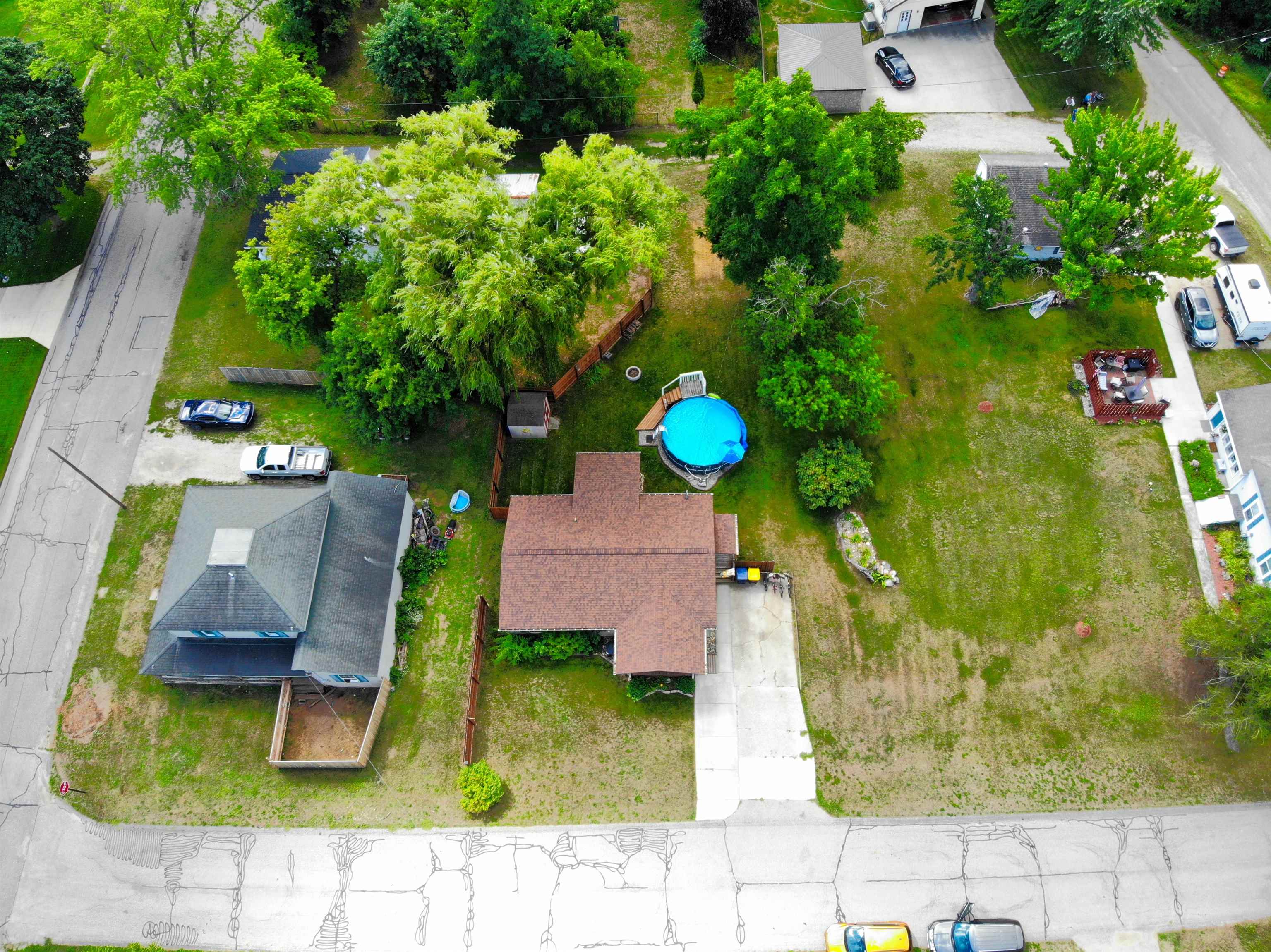 main property photo 64