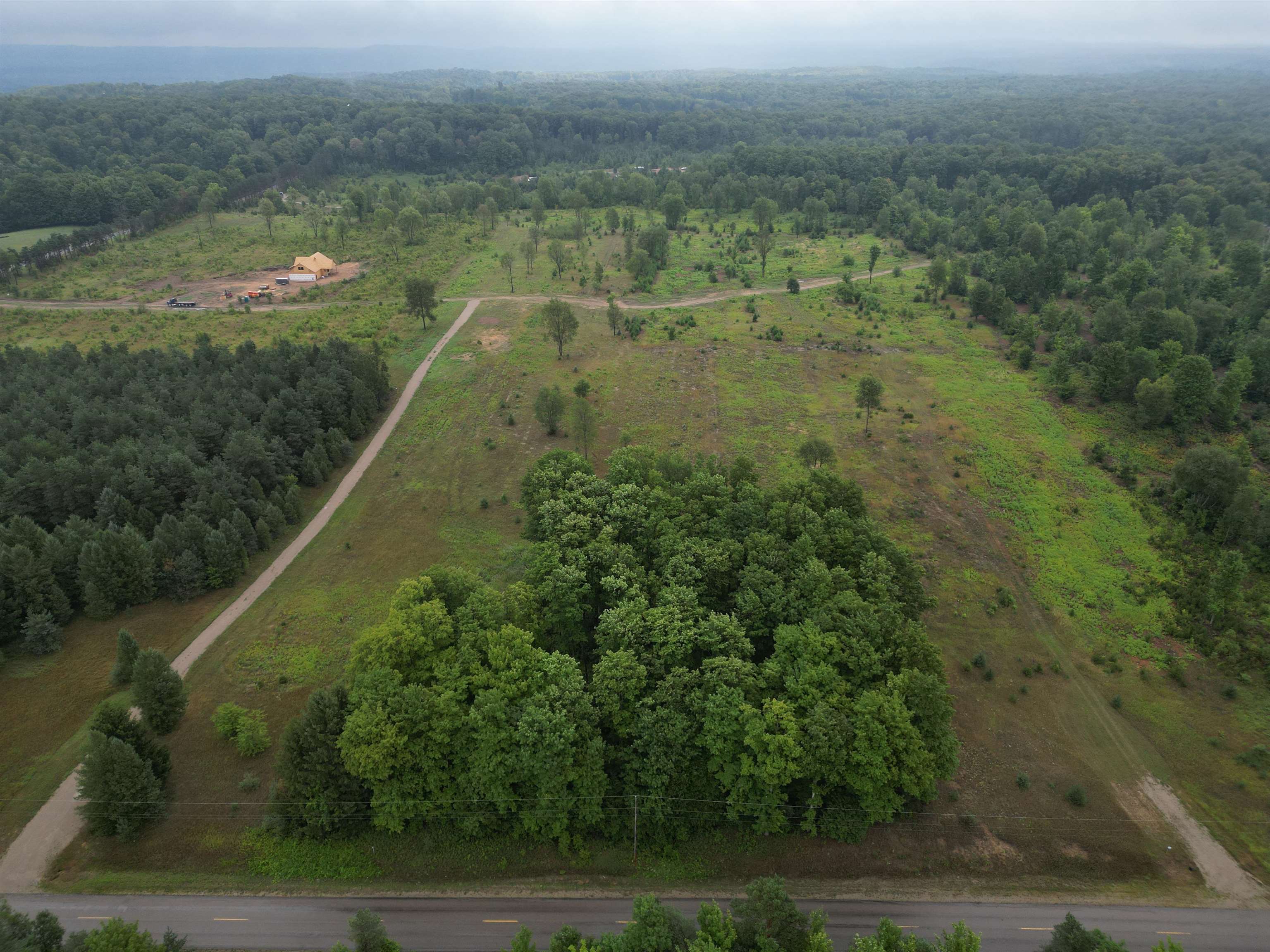 main property photo 8