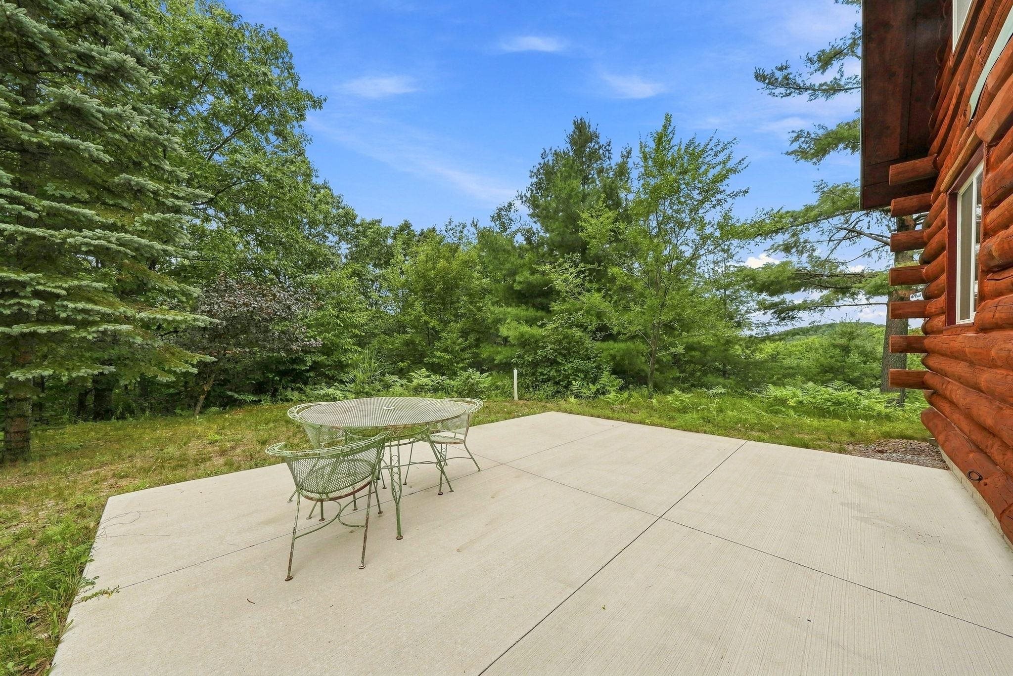 main property photo 40