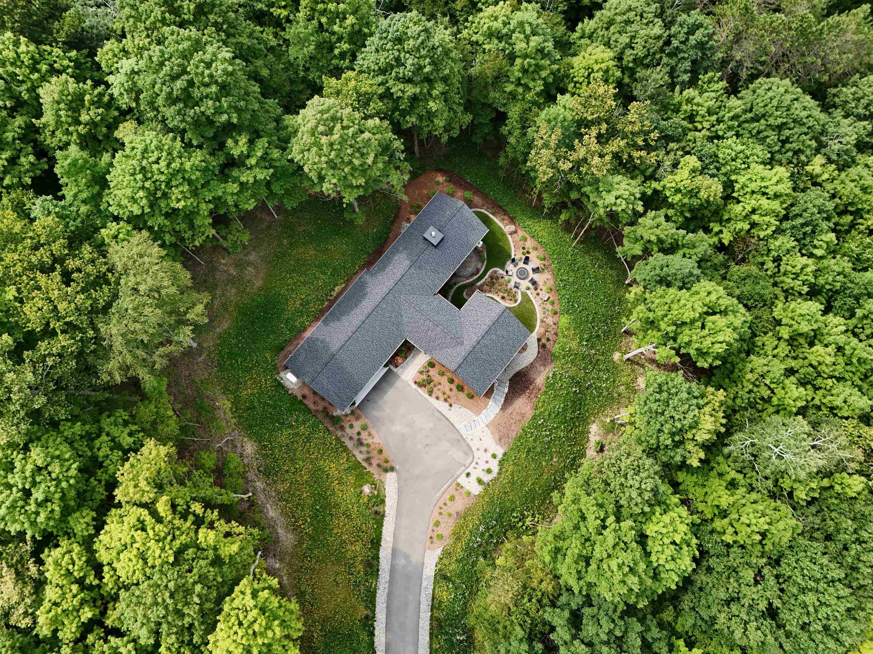 main property photo 89