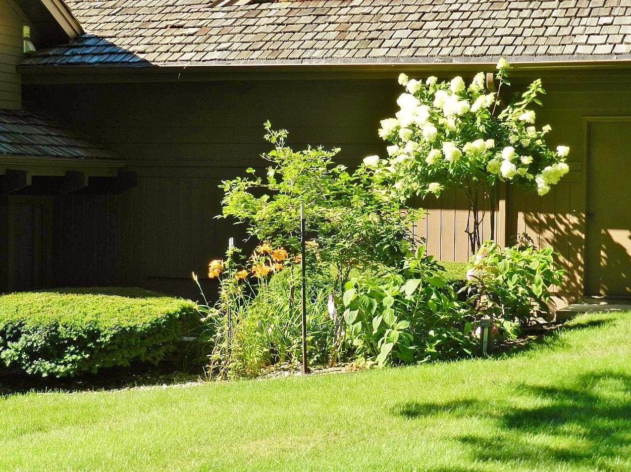 main property photo 78