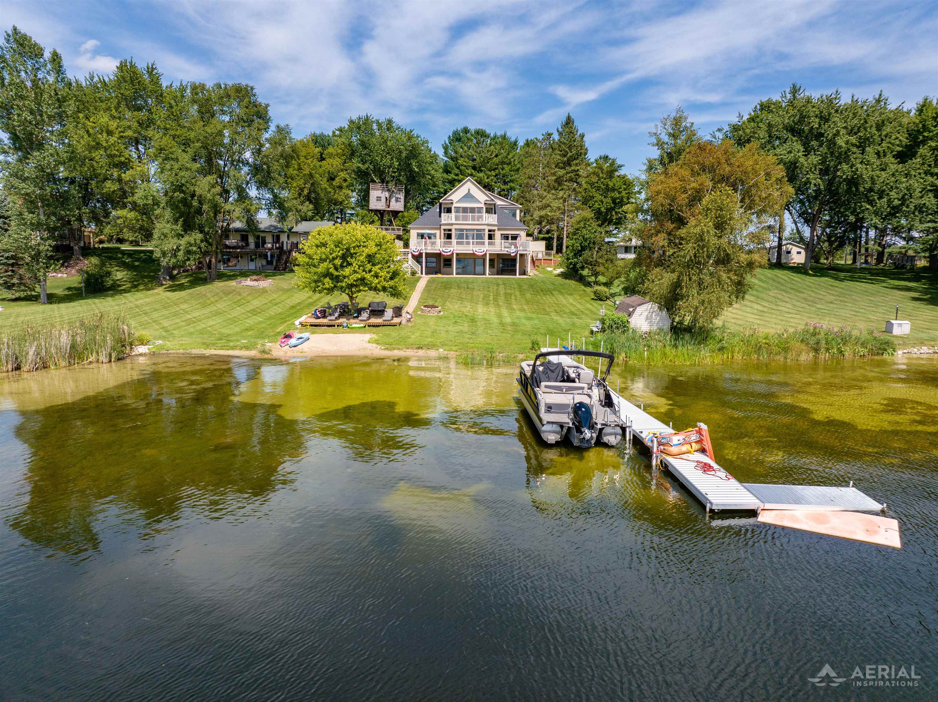 main property photo 6