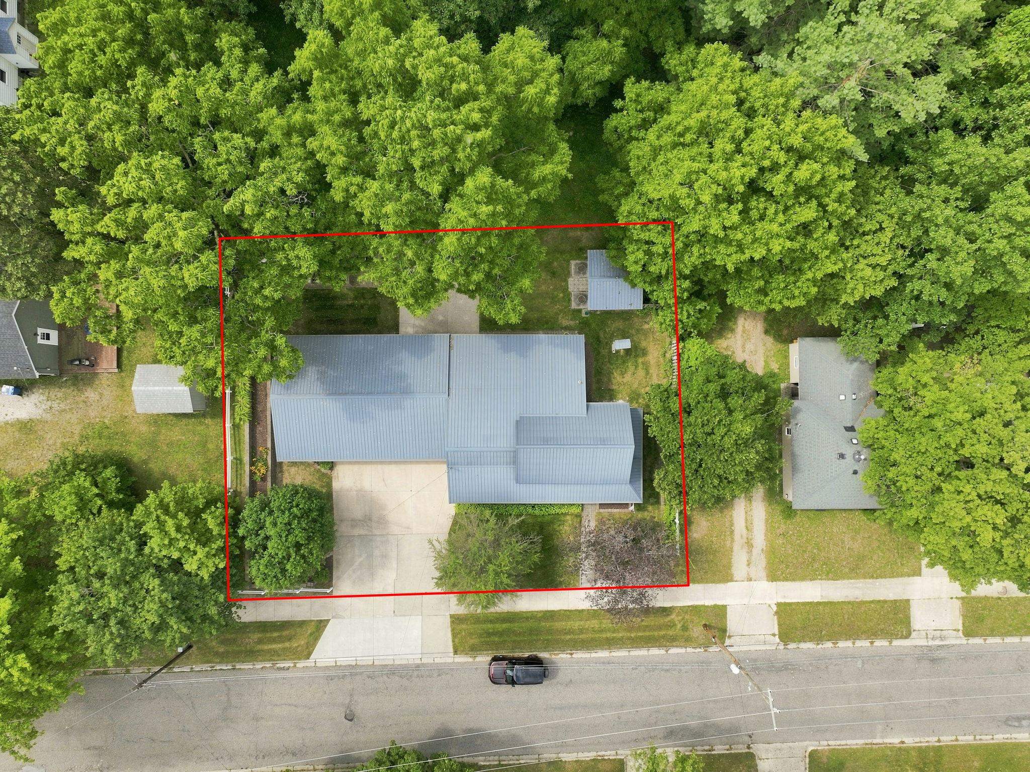 main property photo 70
