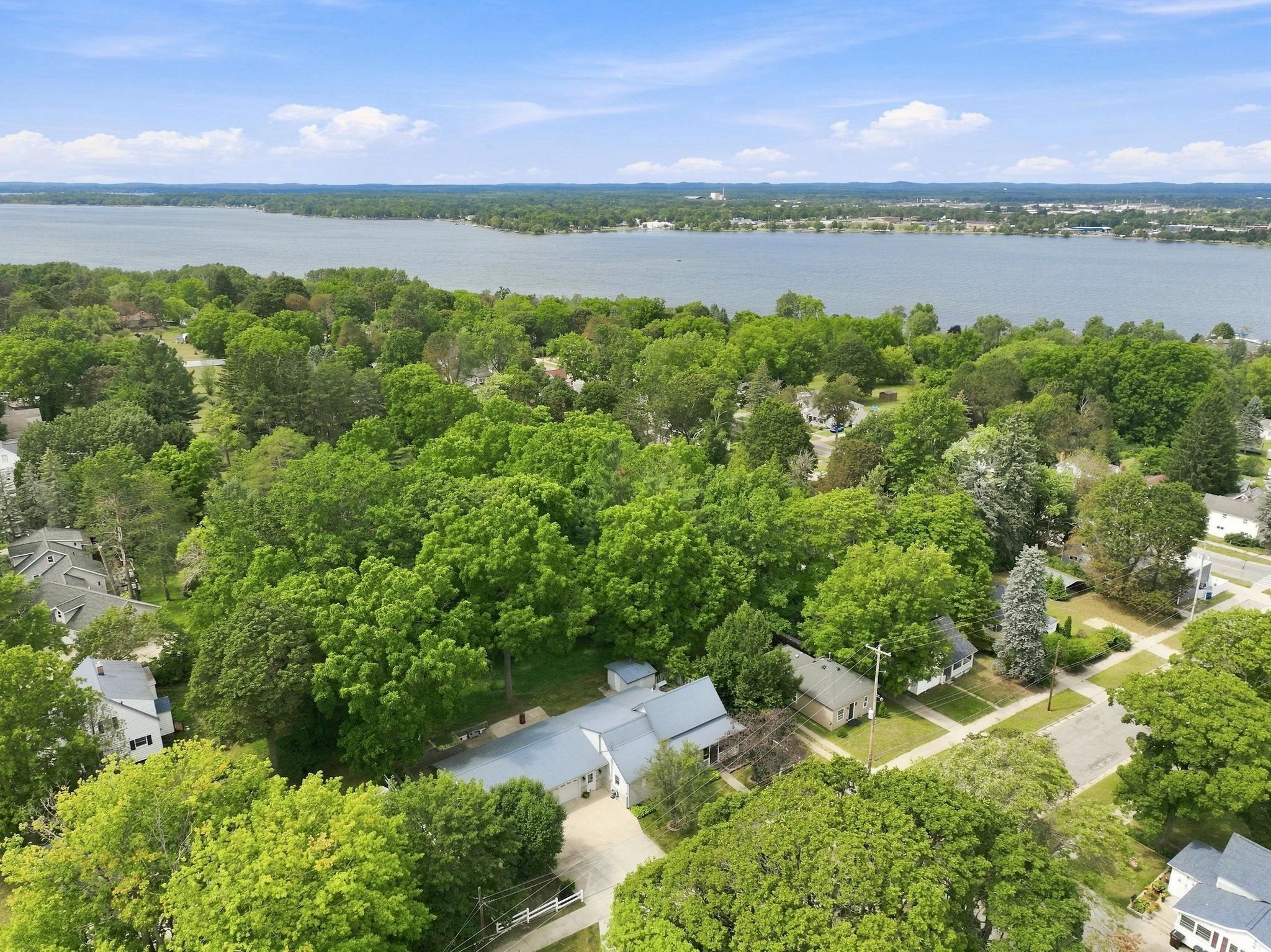 main property photo 77