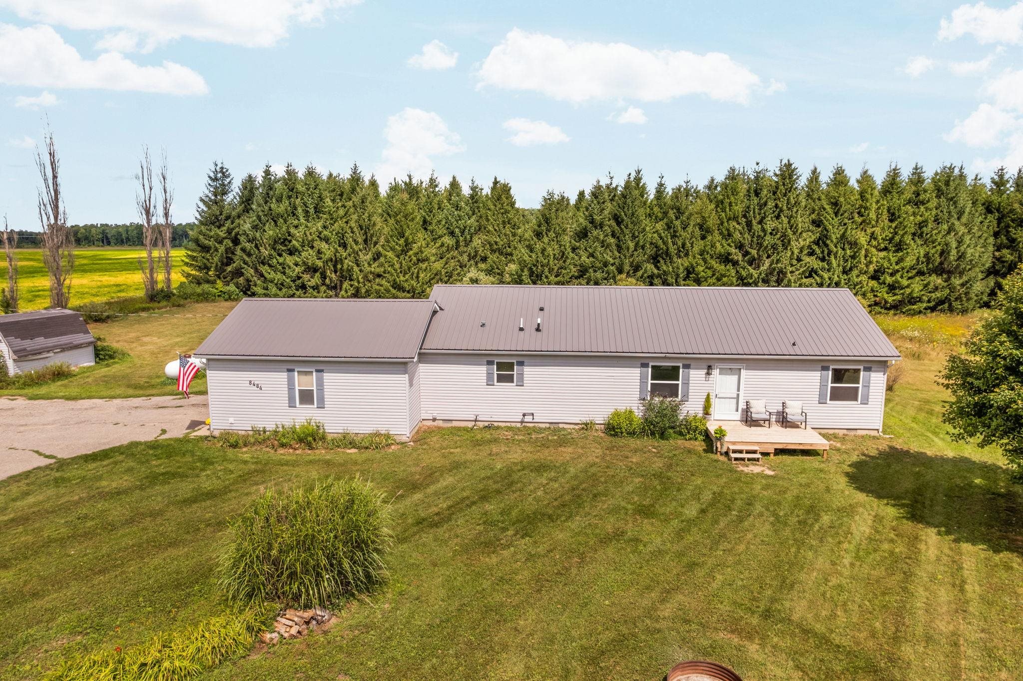 main property photo 43