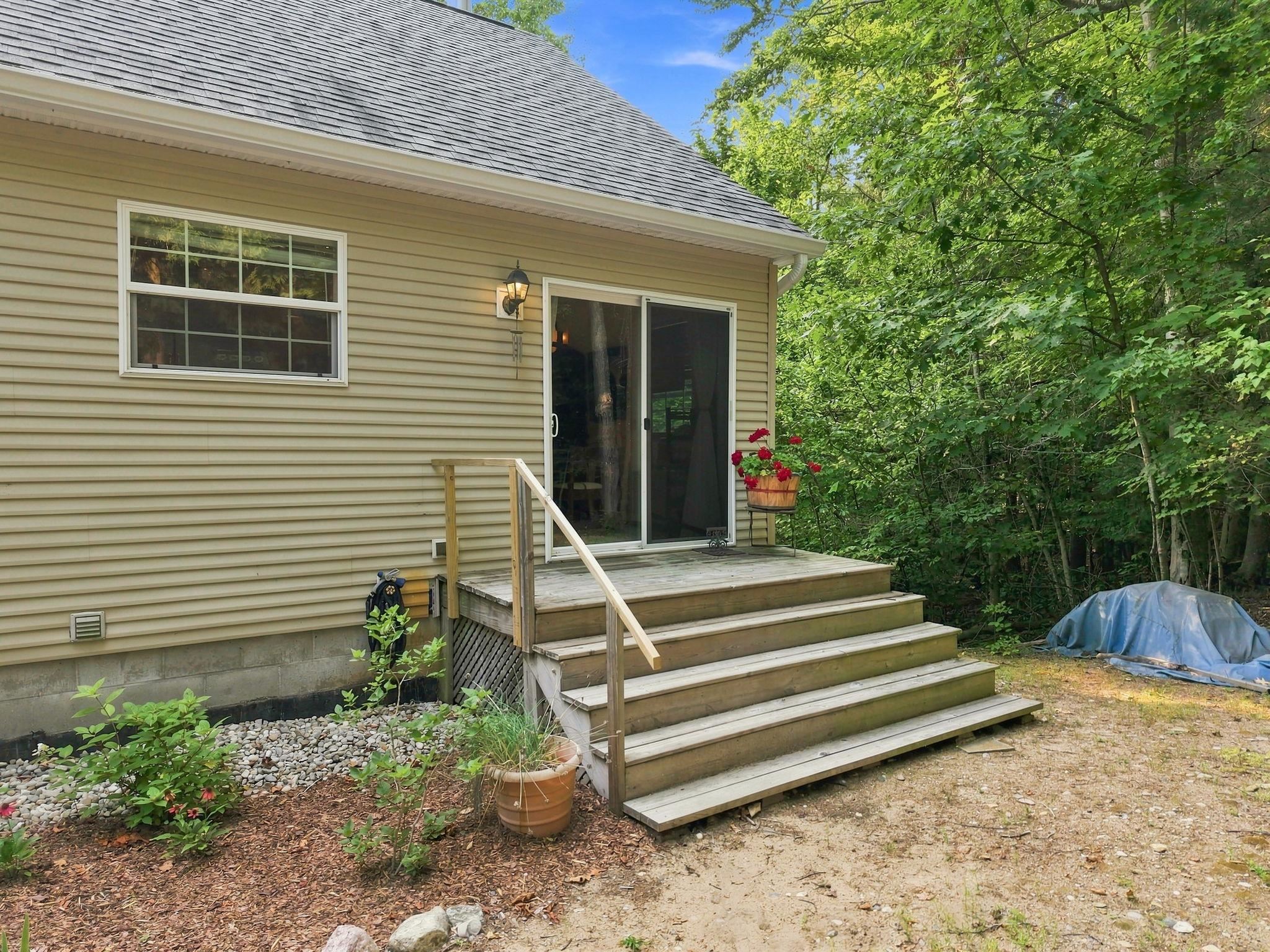 main property photo 58