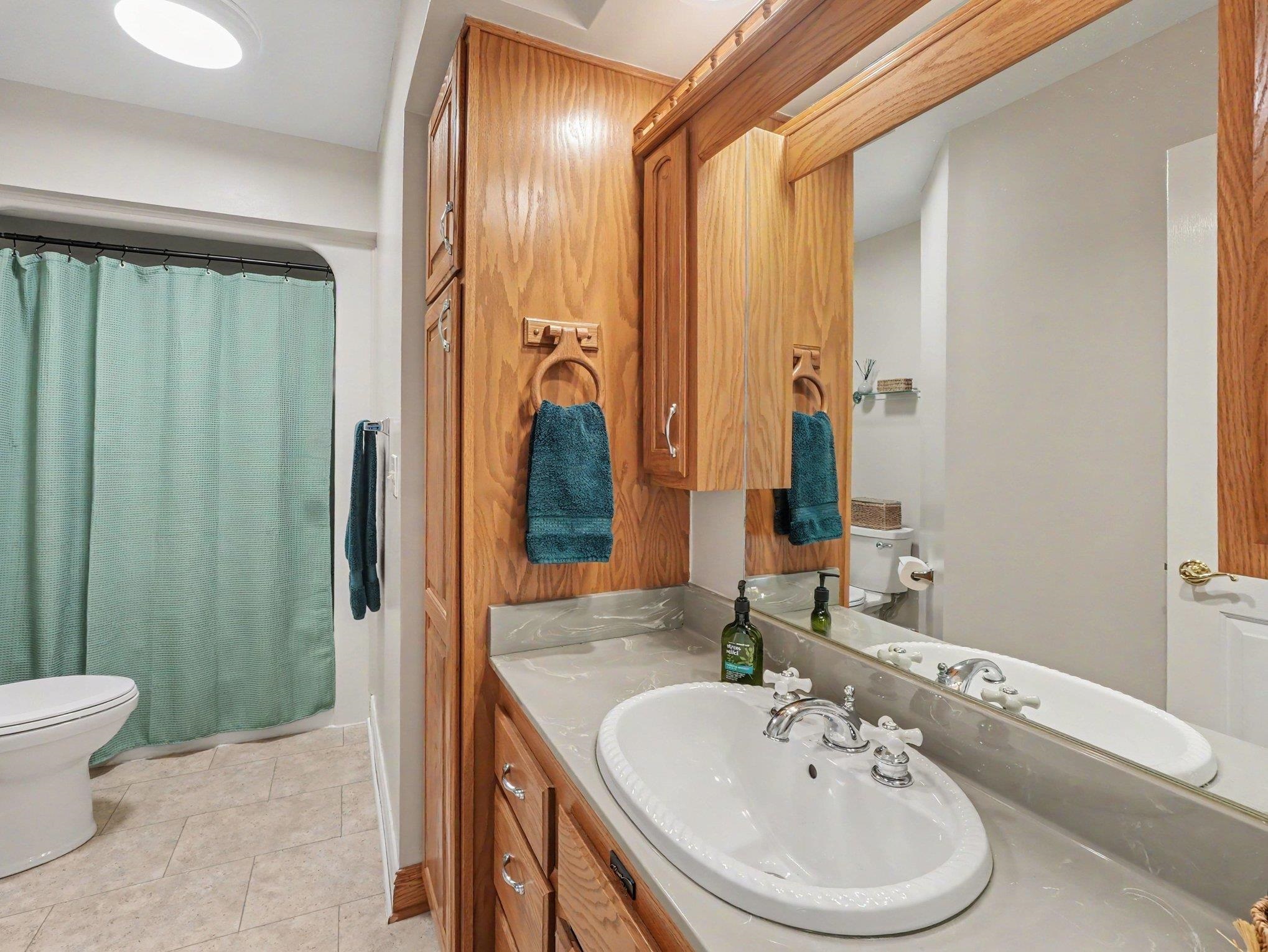 main property photo 28